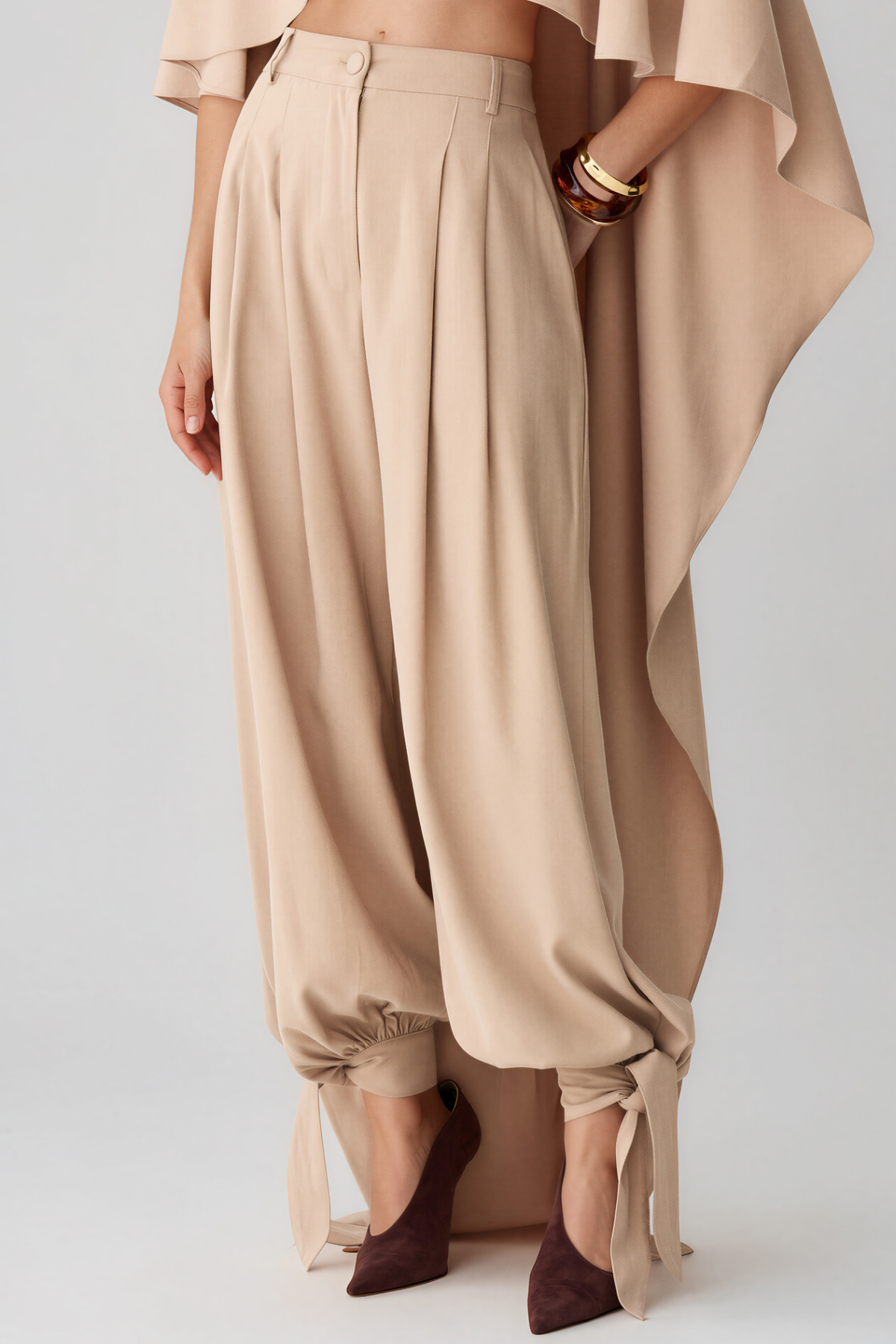 Kinuye Cape Sleeve Pants Set