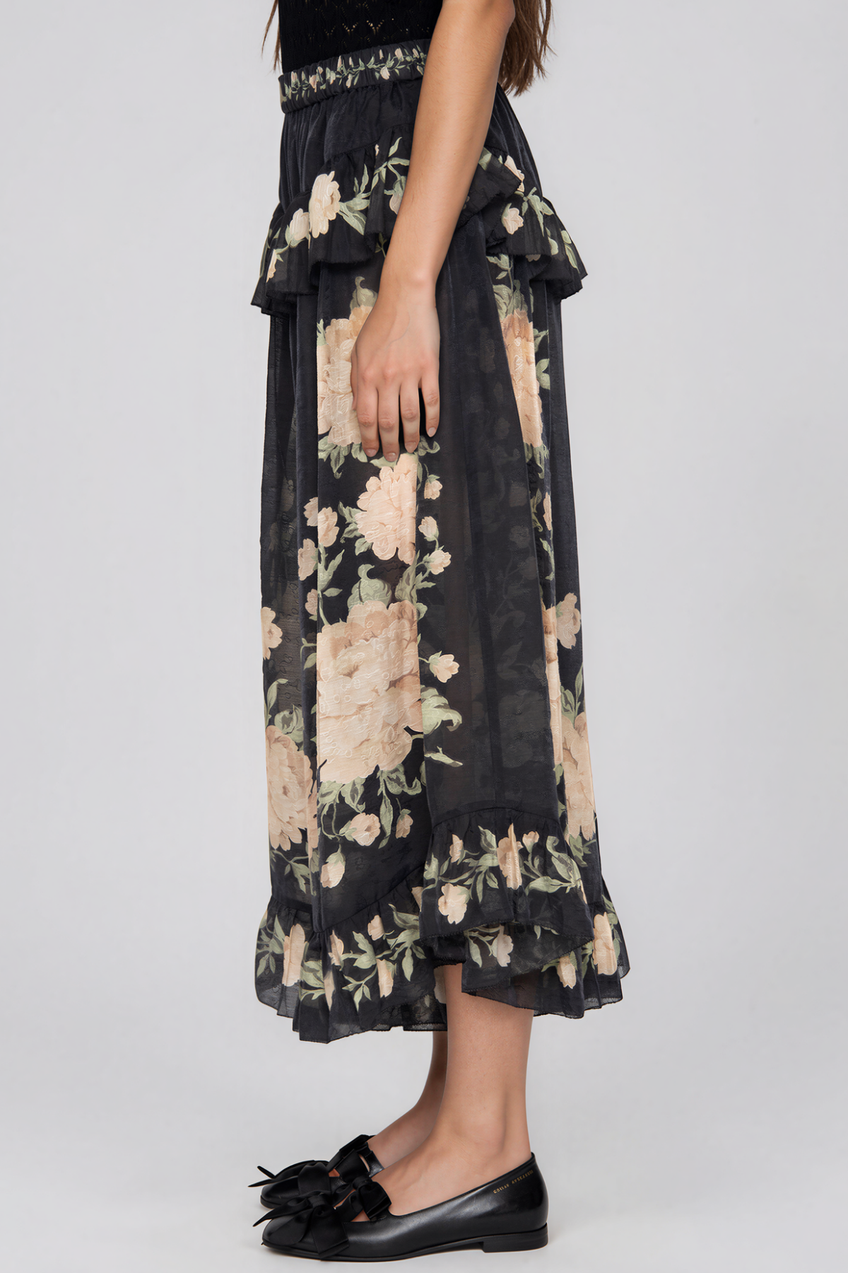 Kioko Cape Sleeve Floral Tie Up Ruffle Pants Set