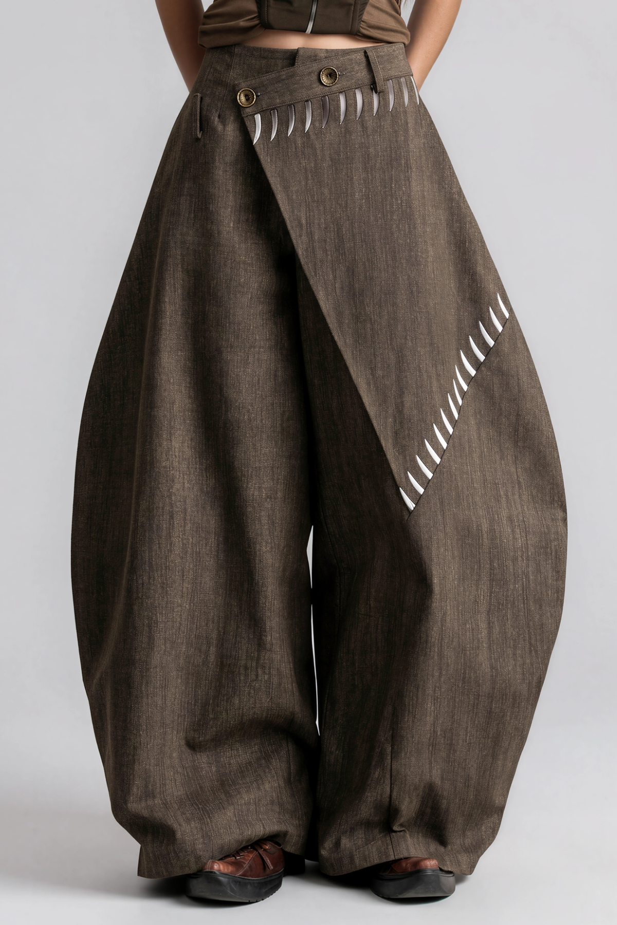 Kious Asymmetric Baggy Pants