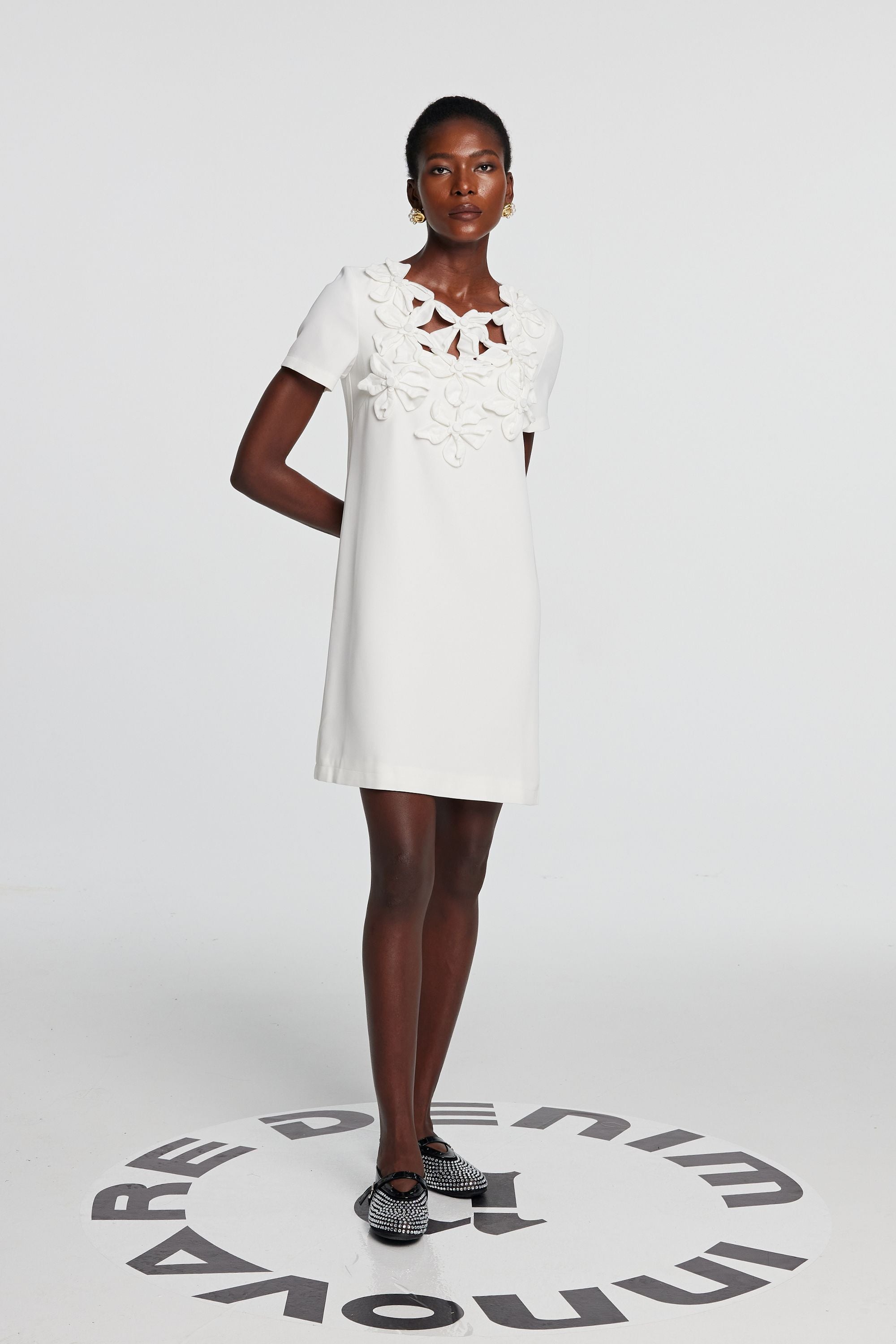 Kira Short Sleeves Flower Mini Dress