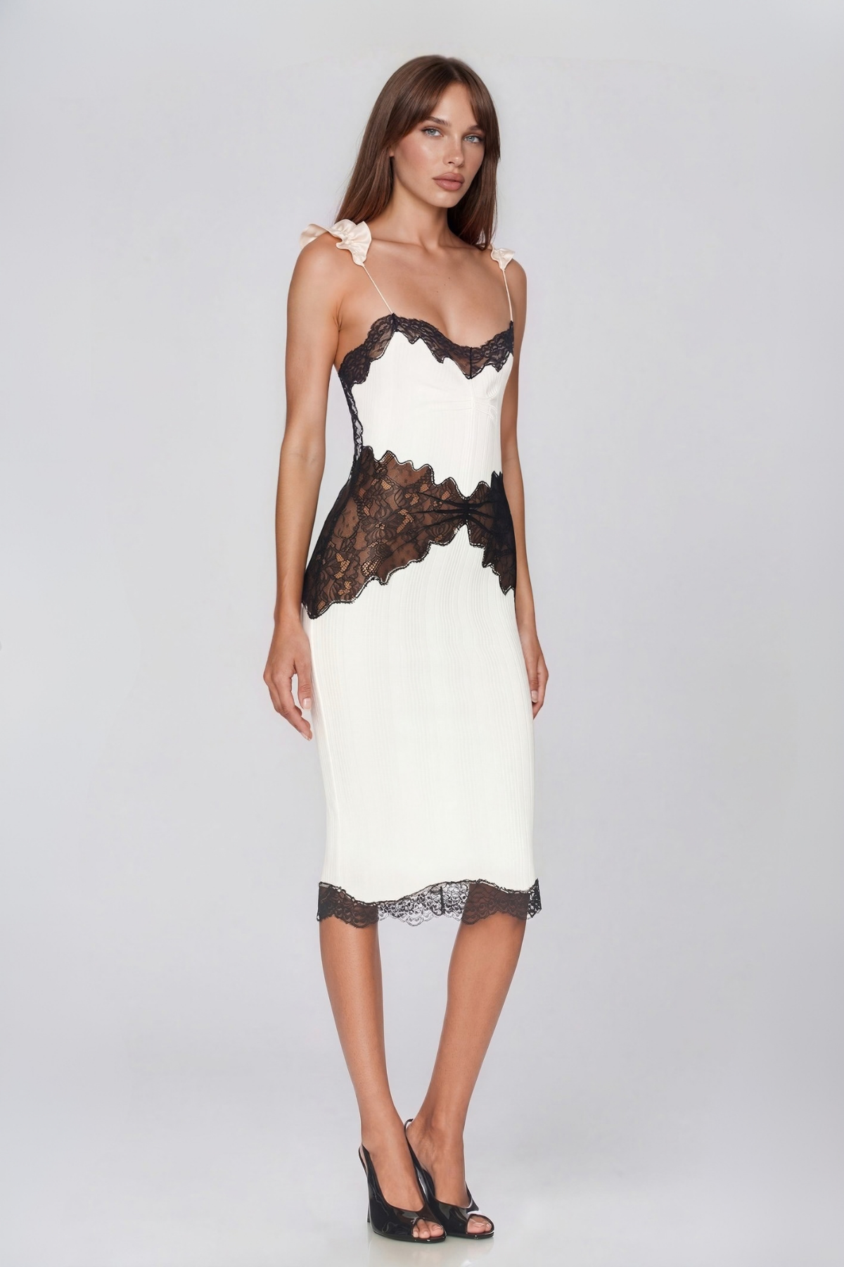 Kistna Sleeveless Lace Midi Dress