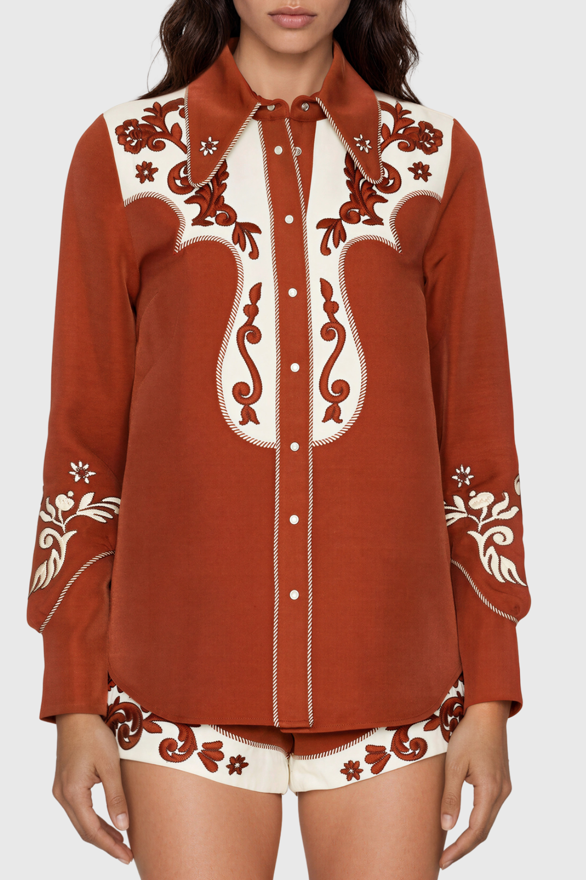Kokuro Long Sleeve Embroidered Shorts Set