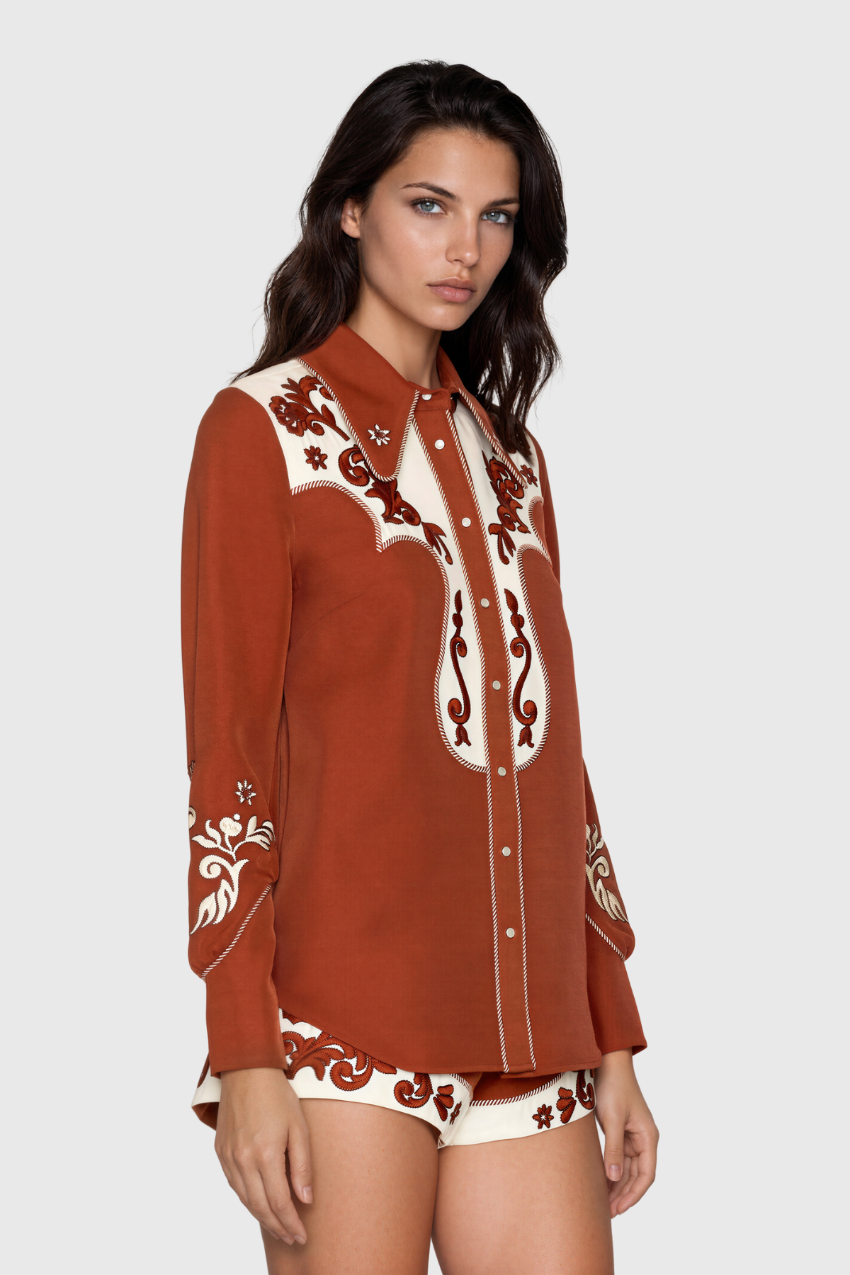 Kokuro Long Sleeve Embroidered Shorts Set
