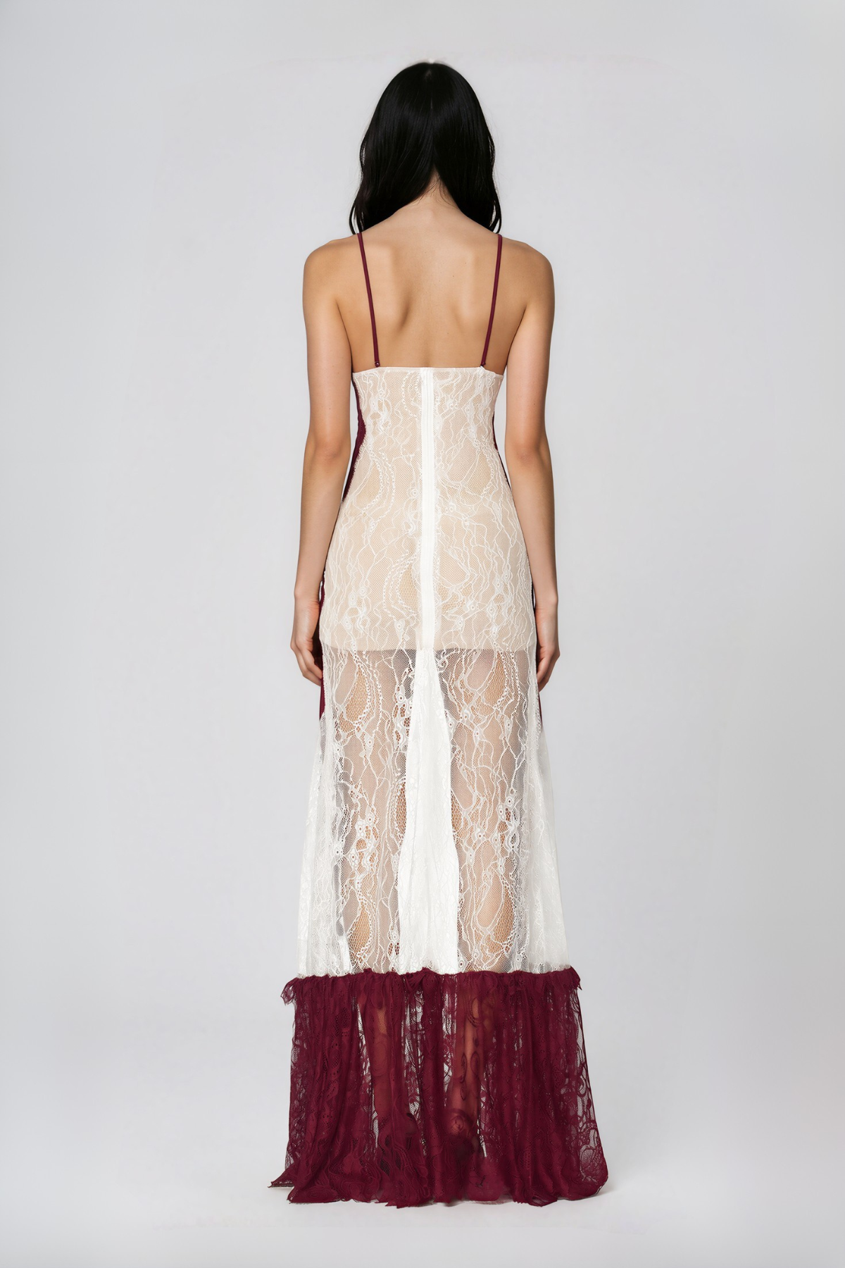 Kuval Spaghetti Lace Maxi Dress