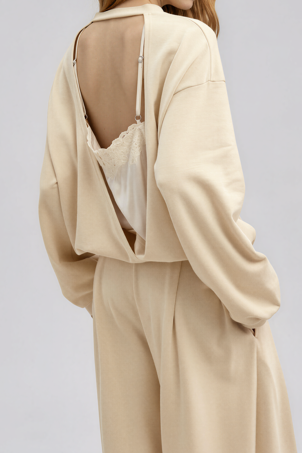 Kwadwo Backless Lace Pants In Apricot