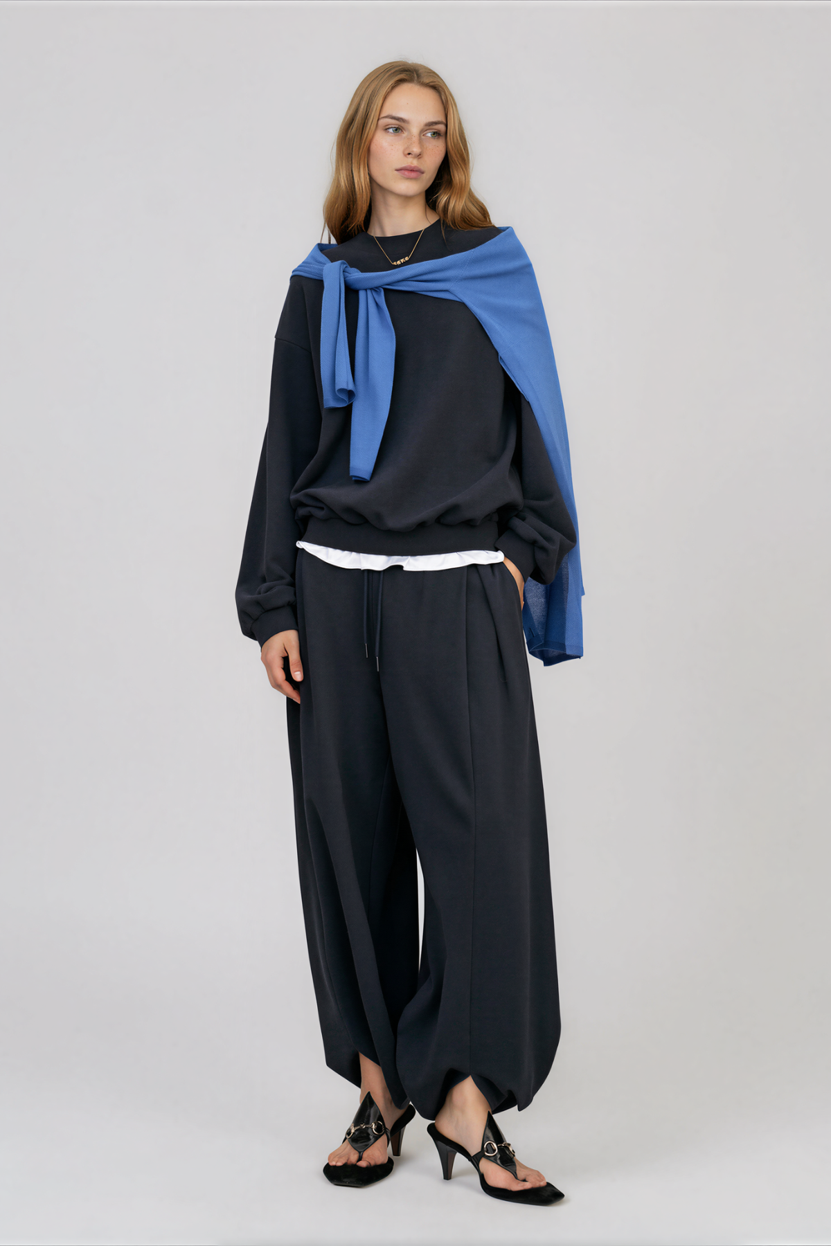 Kwadwo Backless Lace Pants In Blue