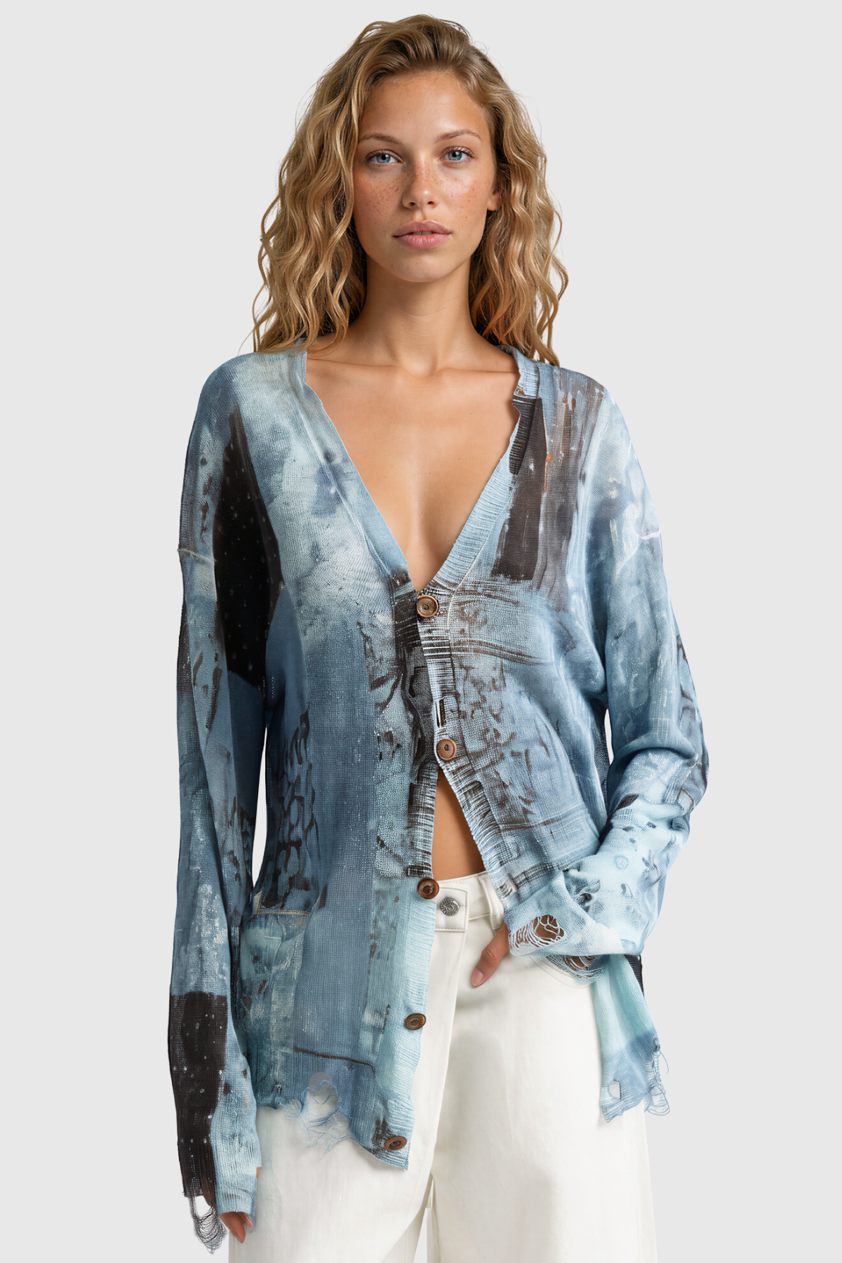 Kyabra V Neck Print Knit Top