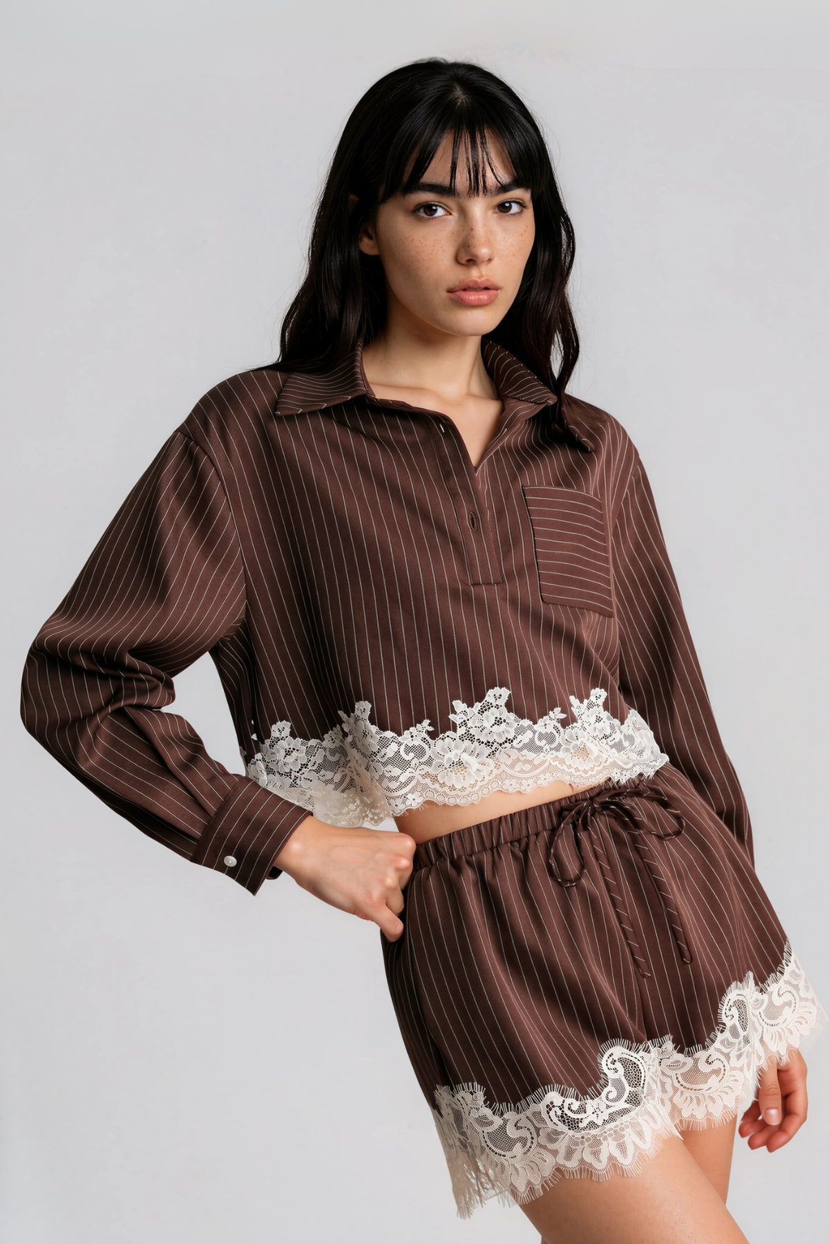 Kyong Lapel Stripe Lace Short Set In Brown
