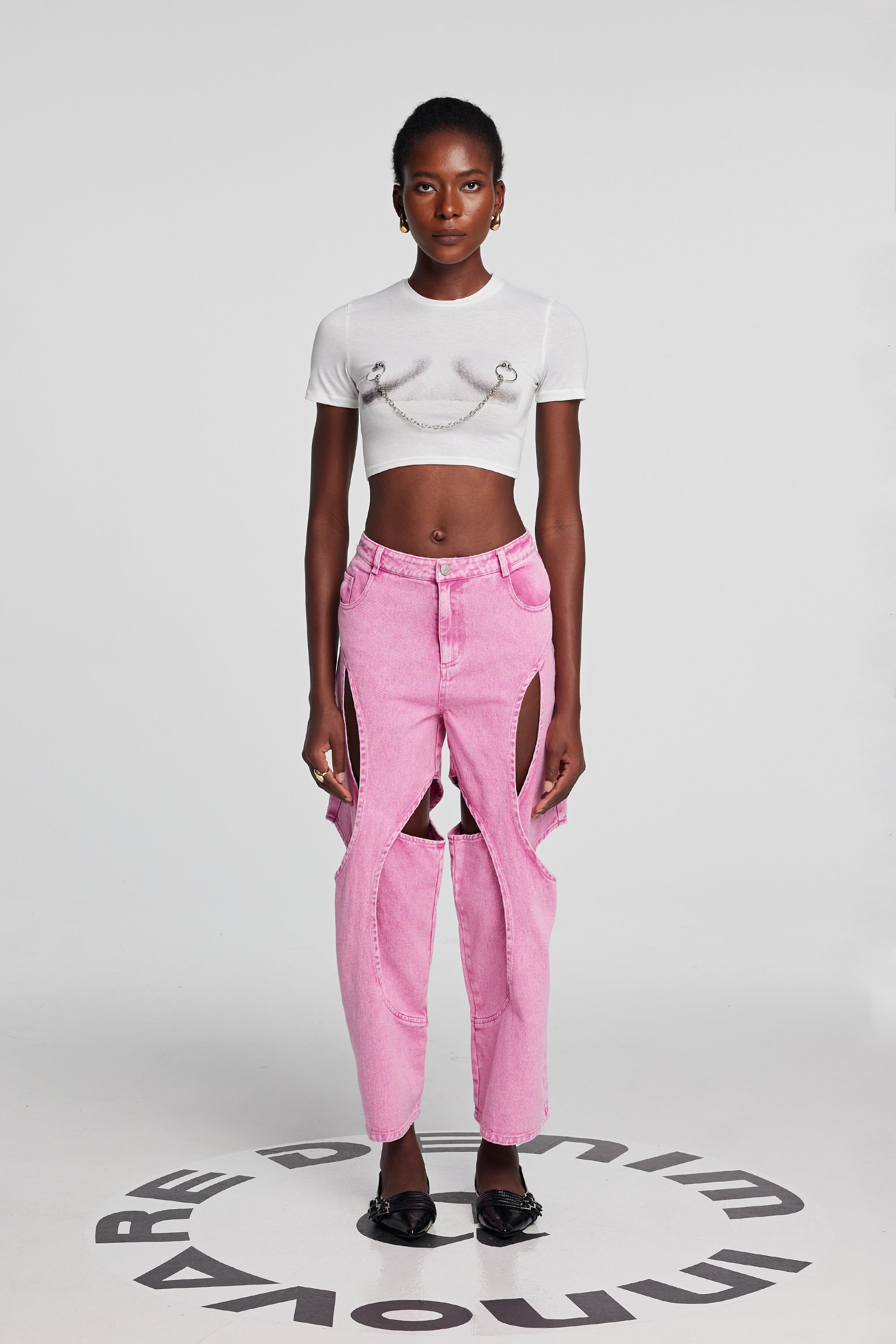 Lyric Cutout Cross Jeans In Pink – Innovare Denim