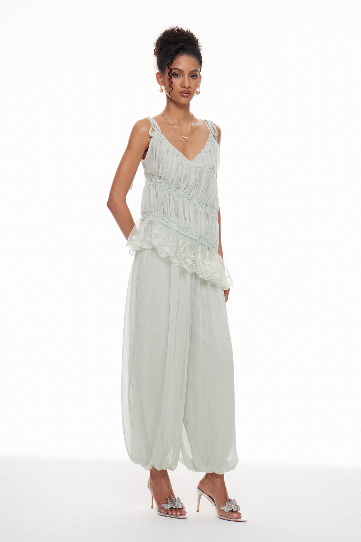 Macbeth Spaghetti Ruch Pants Set
