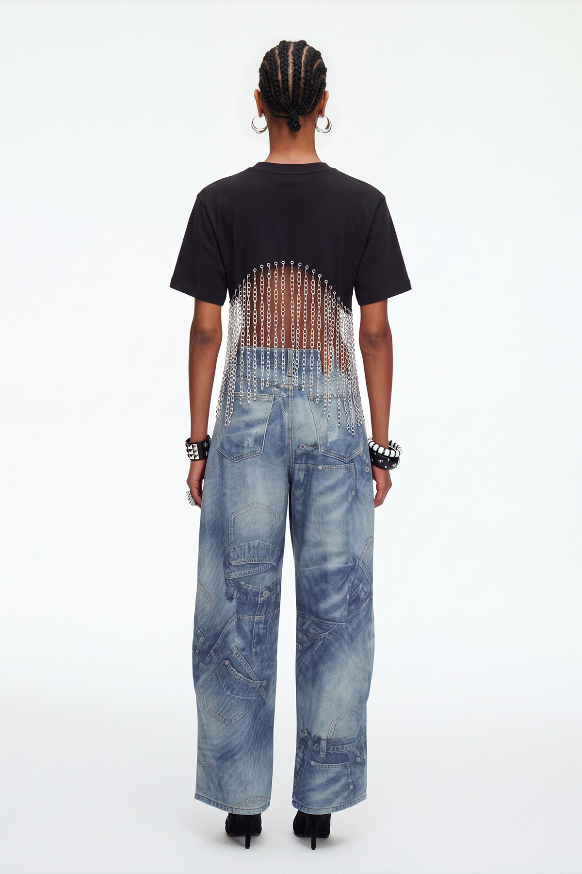 Madana Chain Top In Black