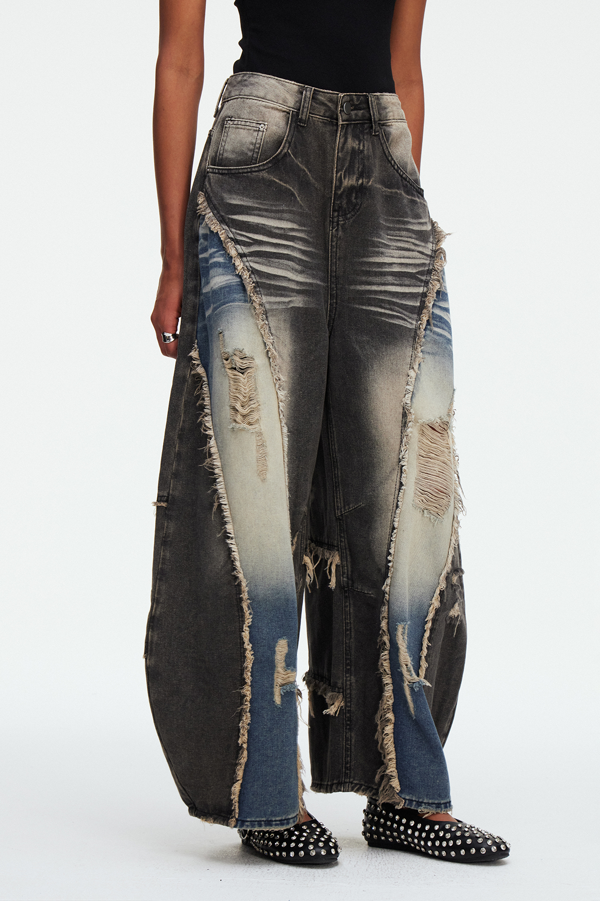 Madona Deconstruct Ripped Baggy Jeans