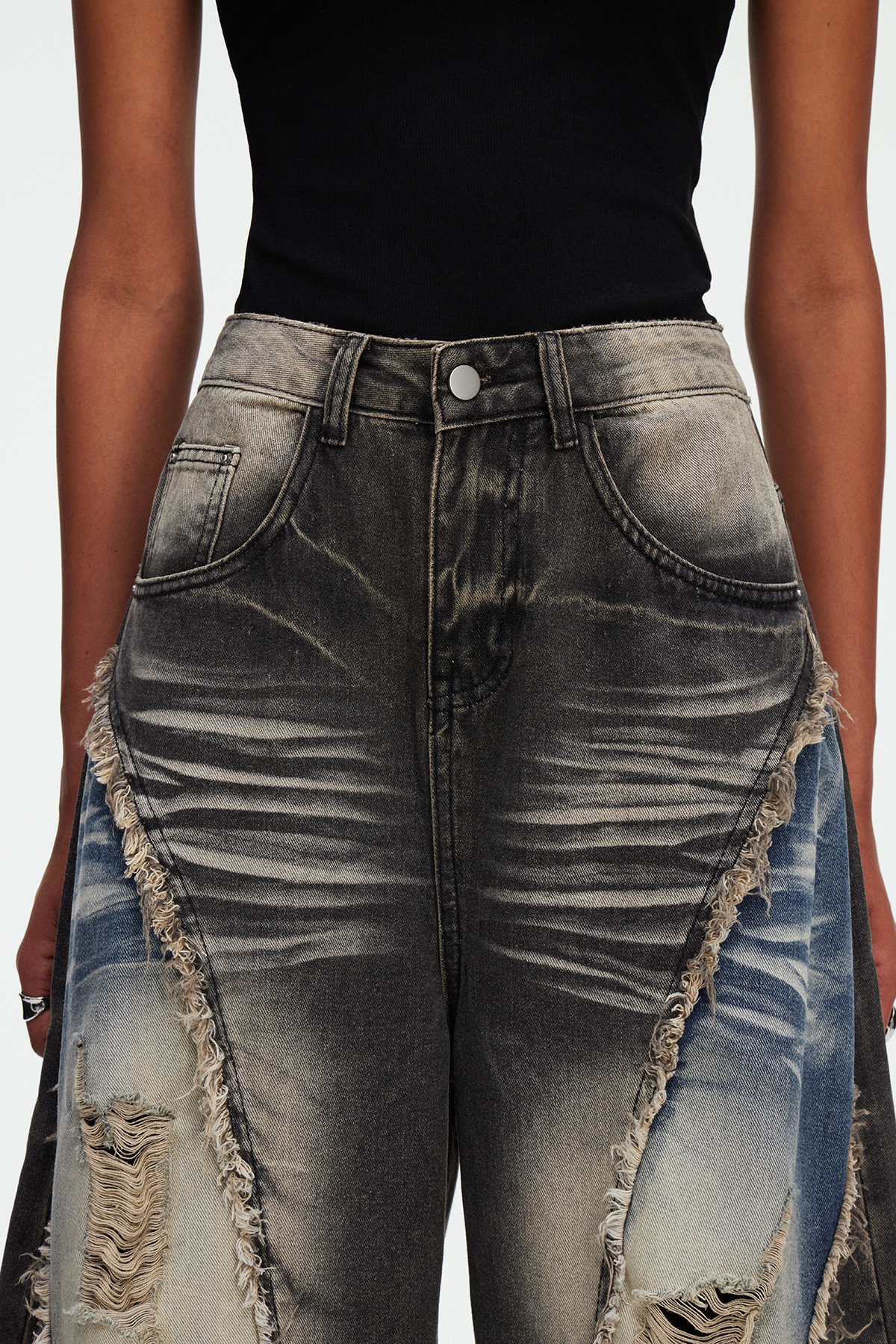 Madona Deconstruct Ripped Baggy Jeans