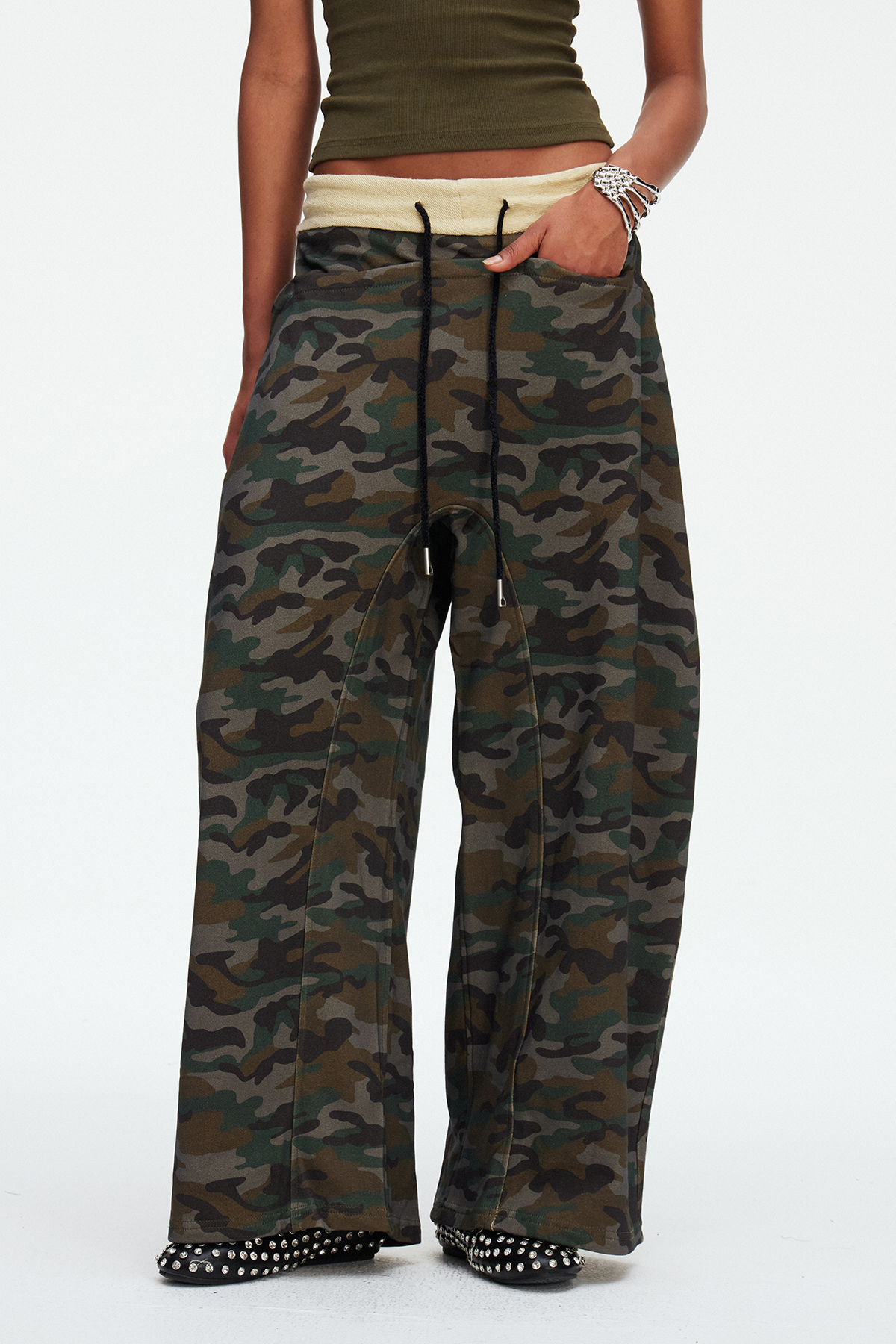 Maeghan Camouflage Jeans