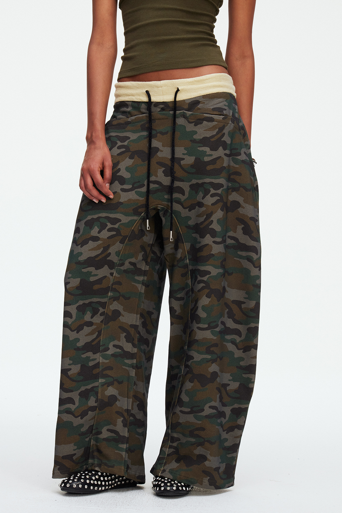 Maeghan Camouflage Jeans