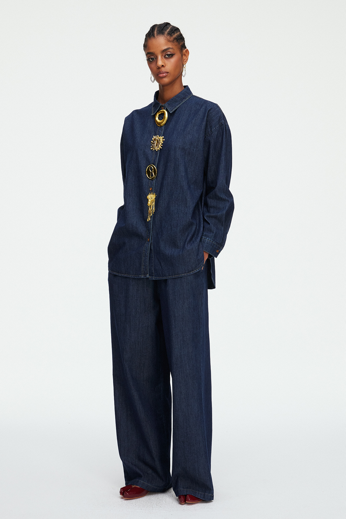Maelya Embellished Pants Set