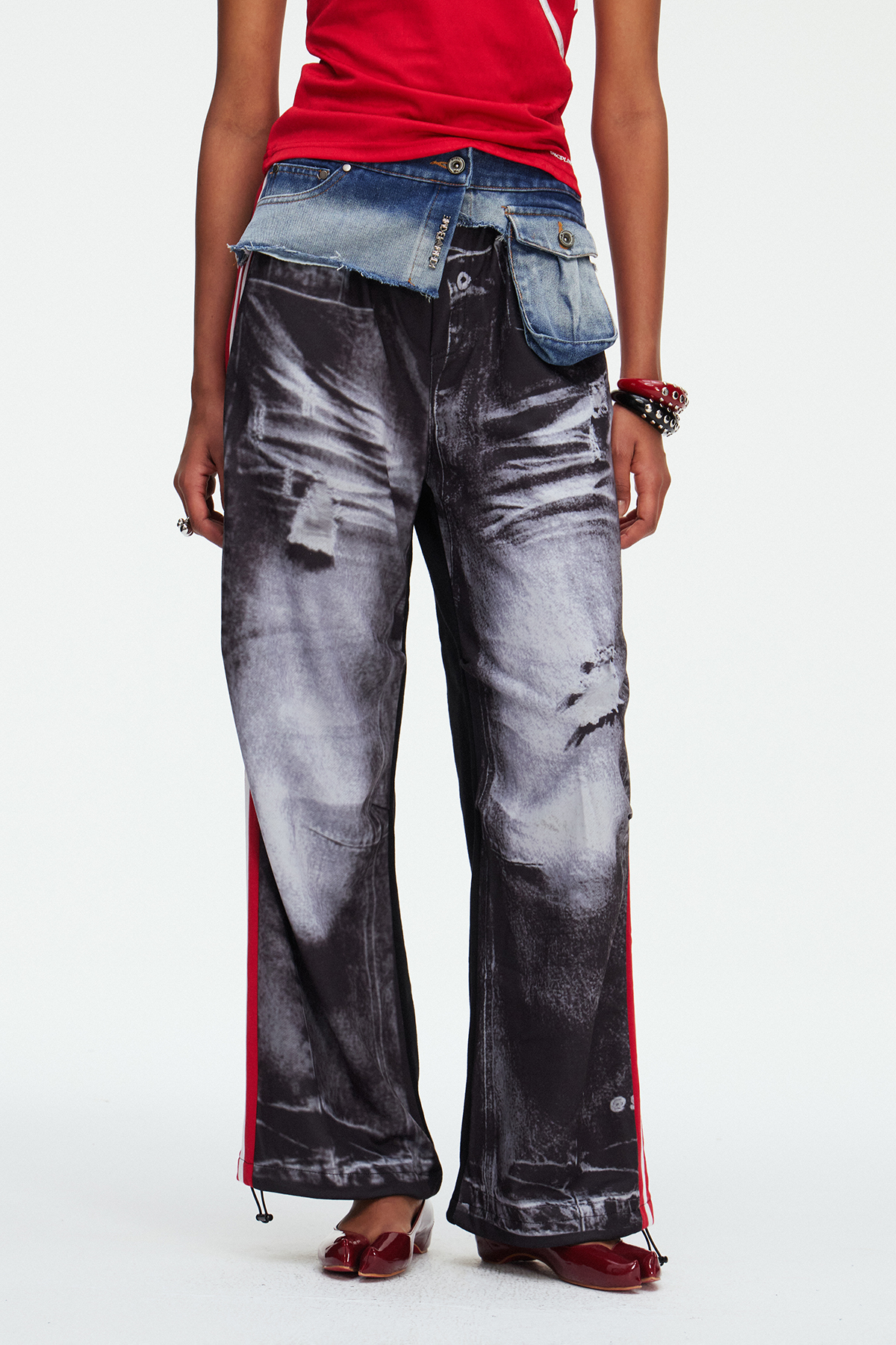 Magahet Deconstruct Stripe Jeans
