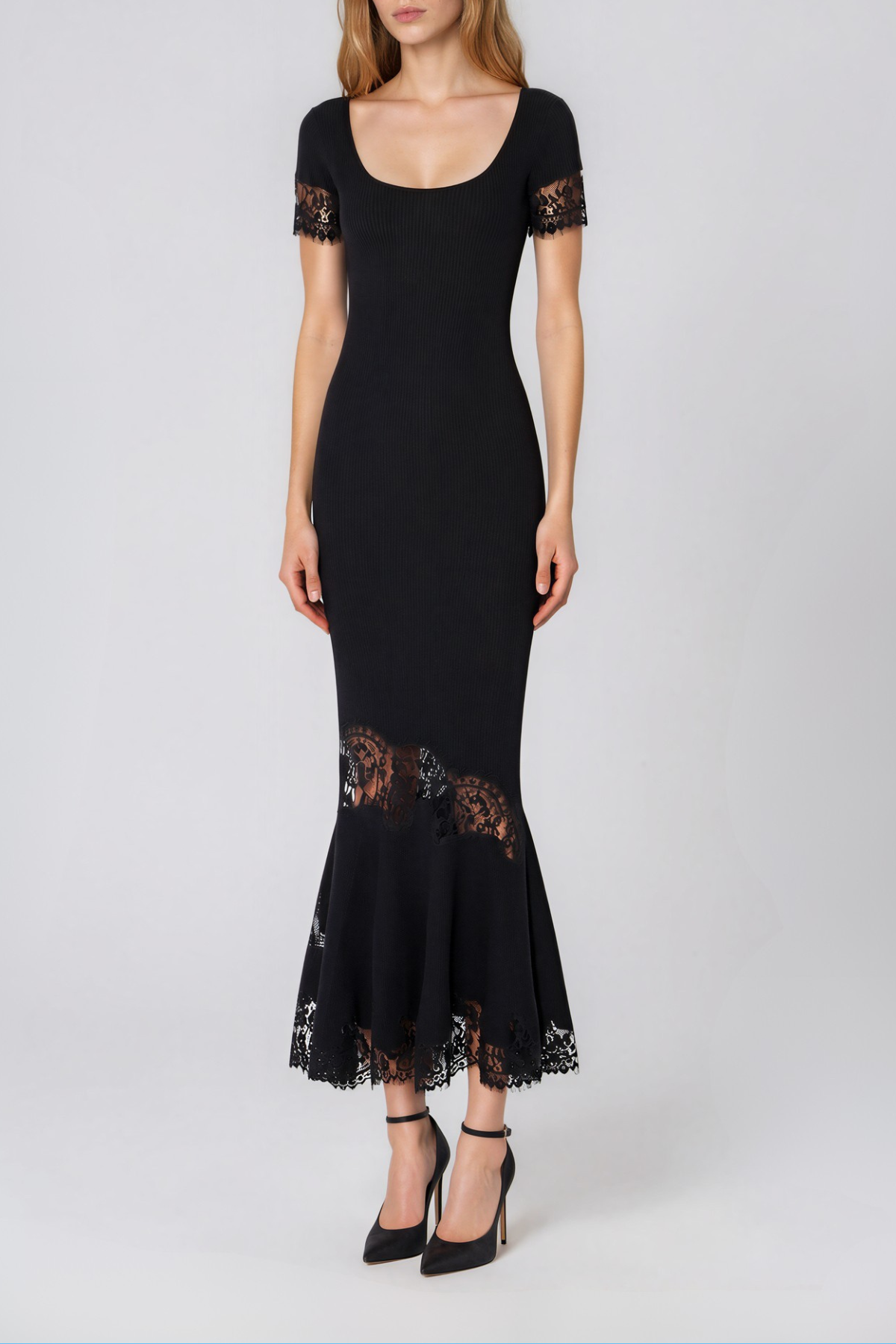 Mahadeva Mermaid Lace Maxi Dress