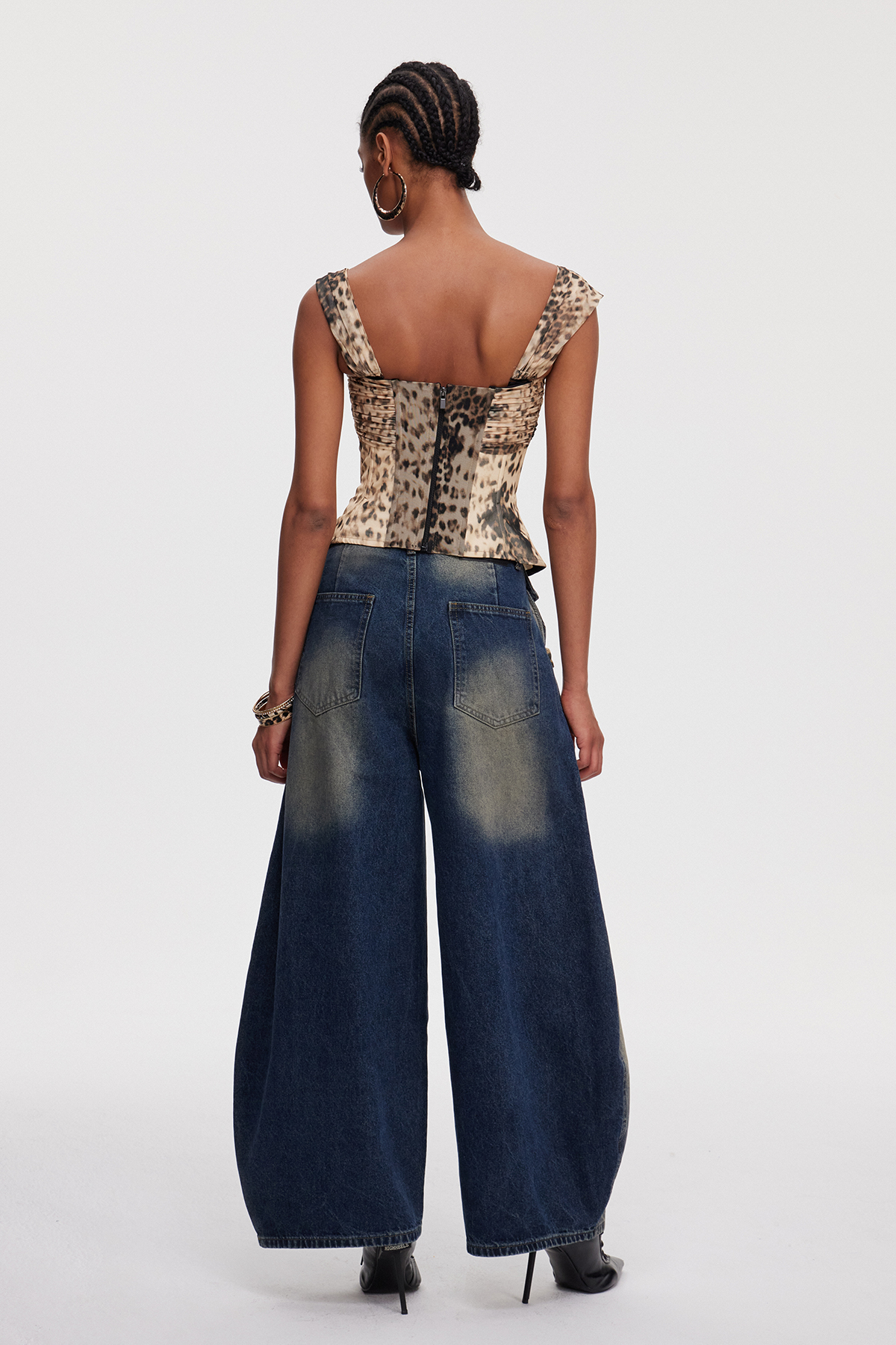 Mahihkan Leopard Baggy Jeans
