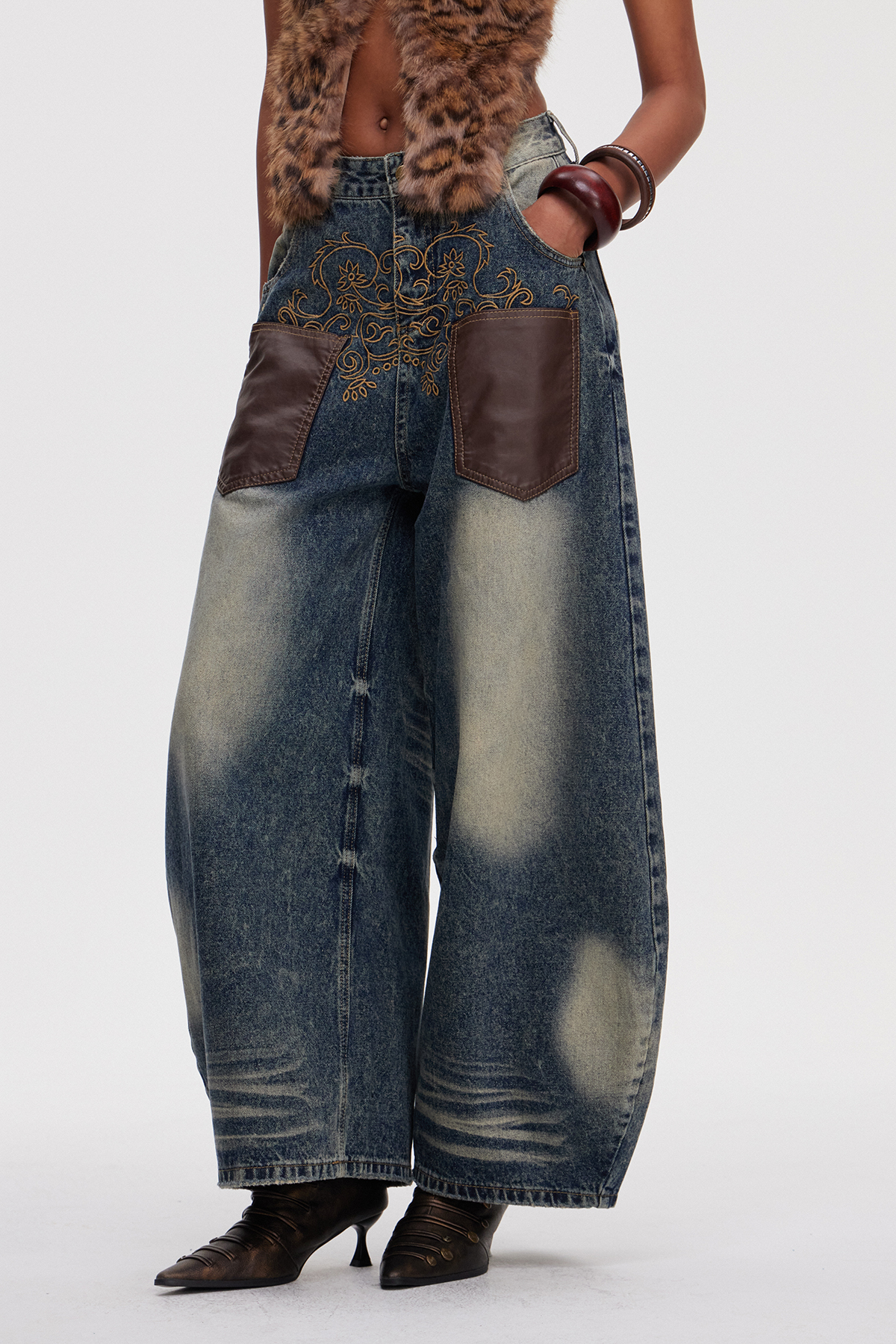 Mahri Embroidered Jeans