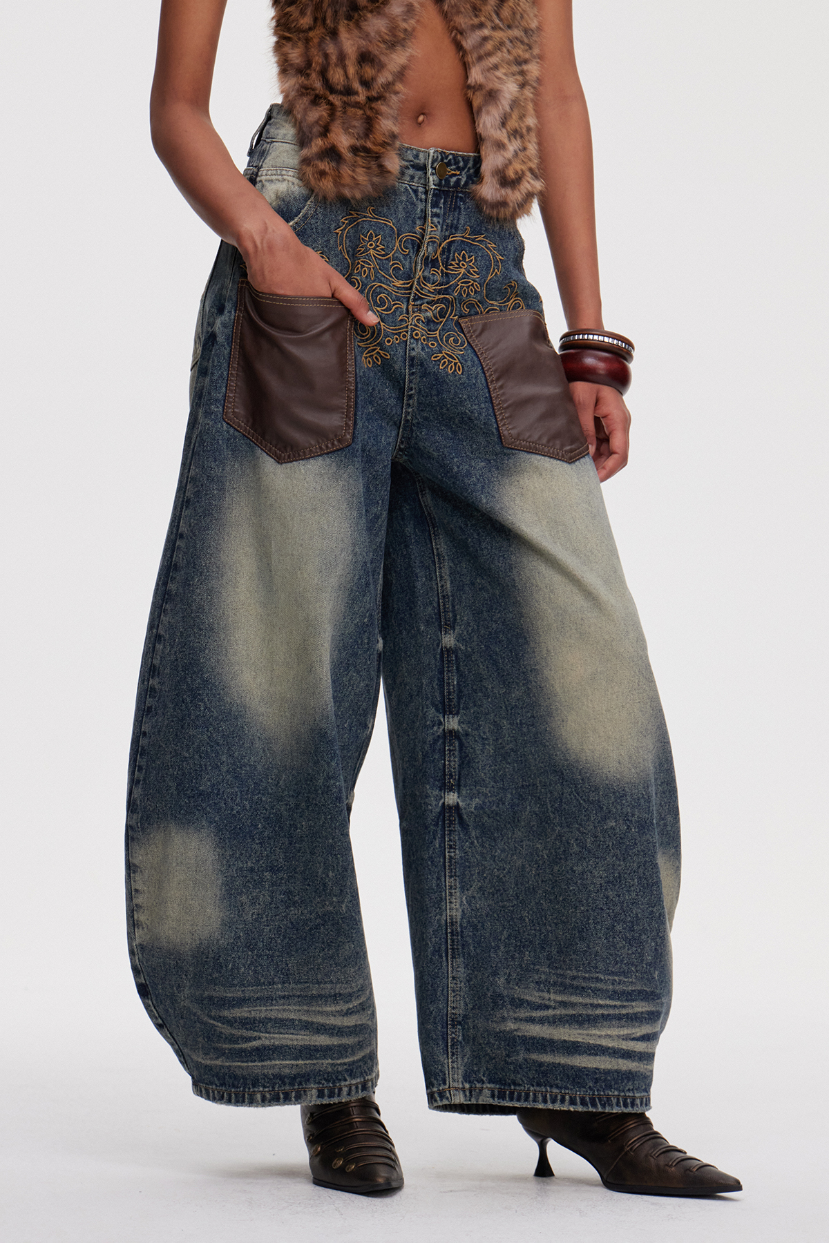 Mahri Embroidered Jeans