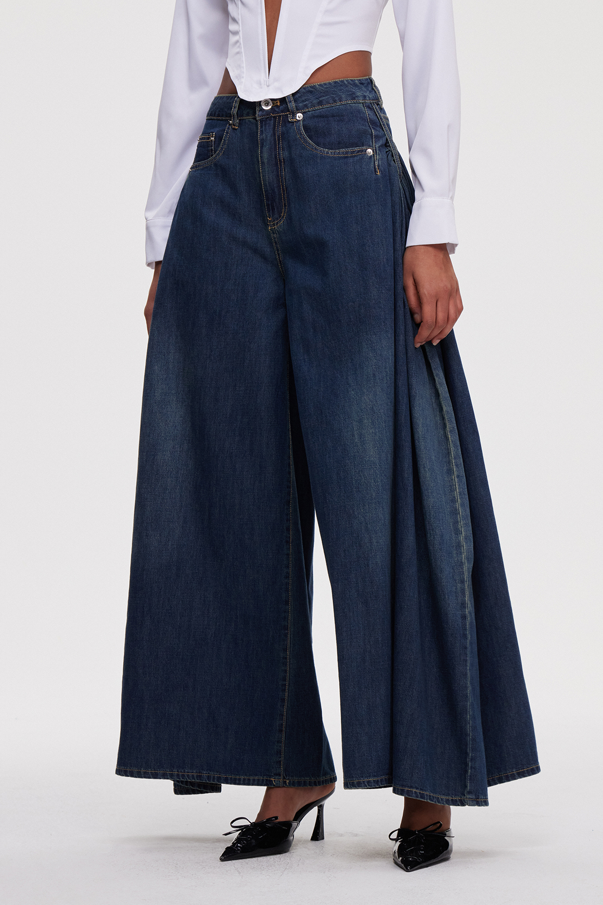 Mahvash Ruffle Jeans