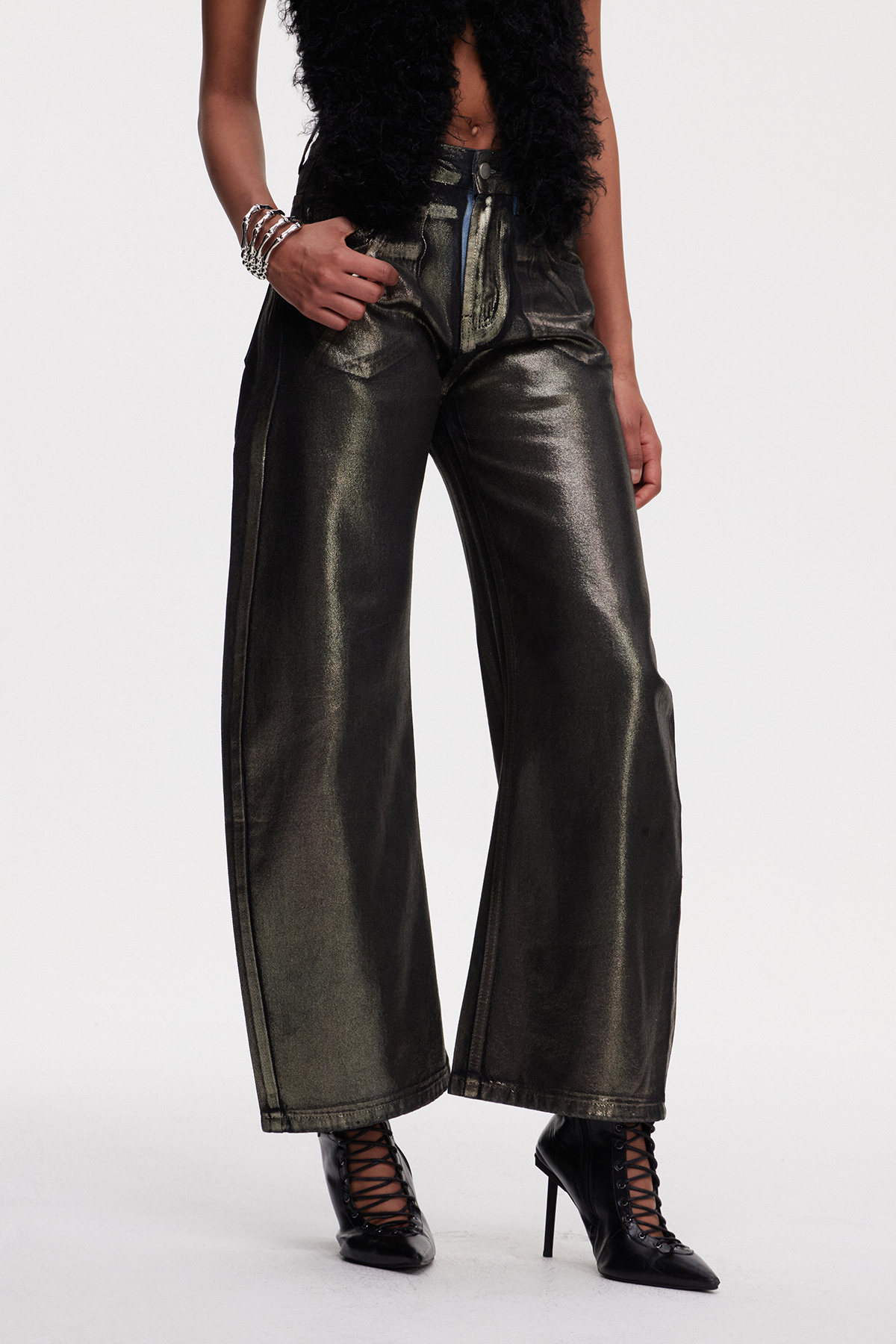 Mai Metallic Barrel Jeans