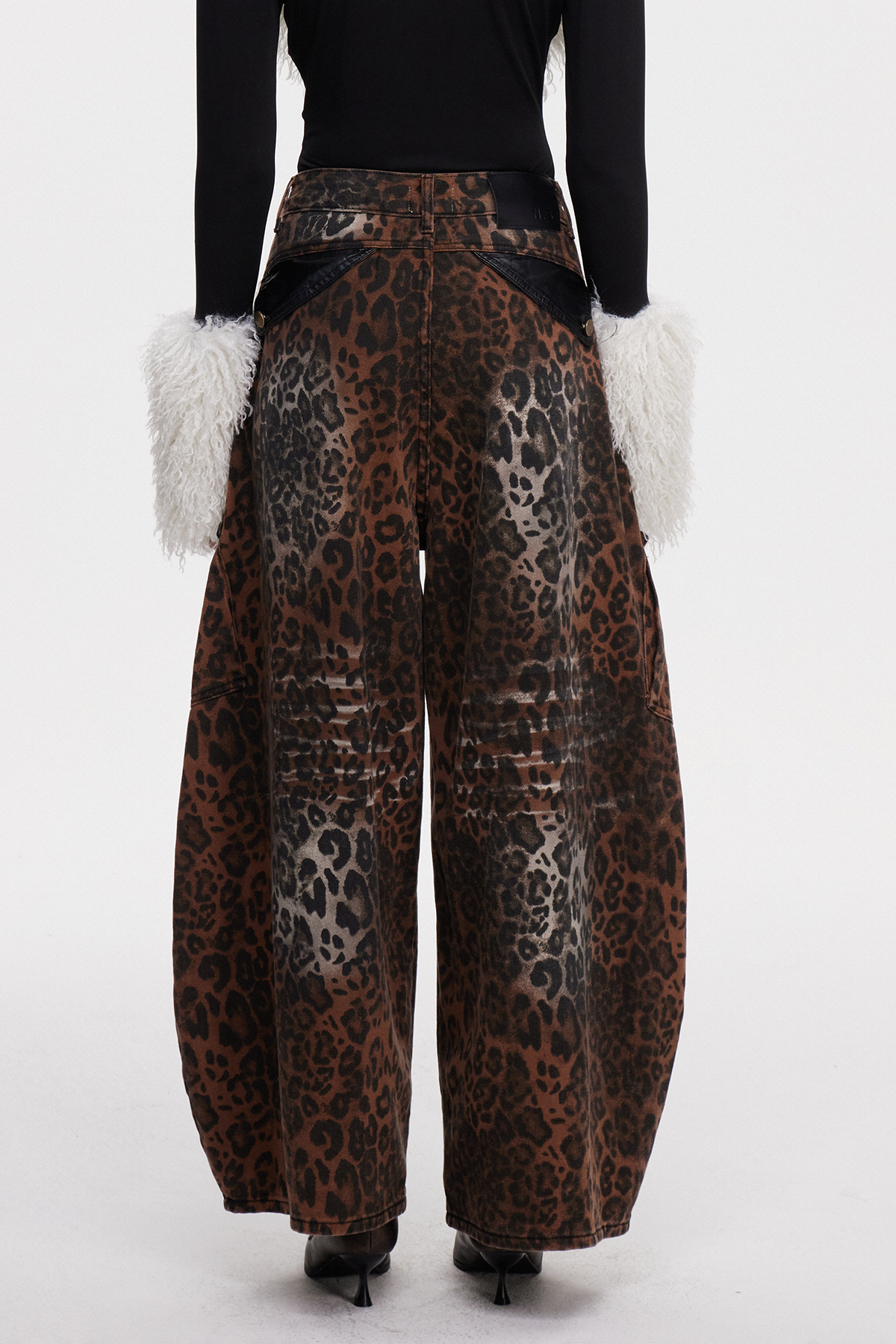 Maikel Leopard Tie Dye Jeans