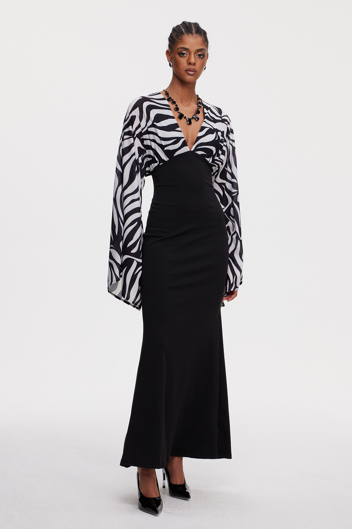 Mairwen Bell Sleeve Zebra Print Maxi Dress