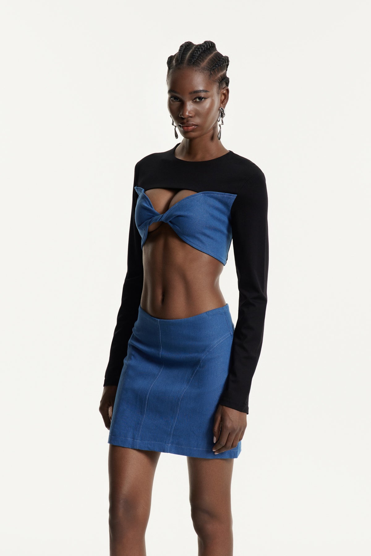 Makenzie Bow Cutout Set