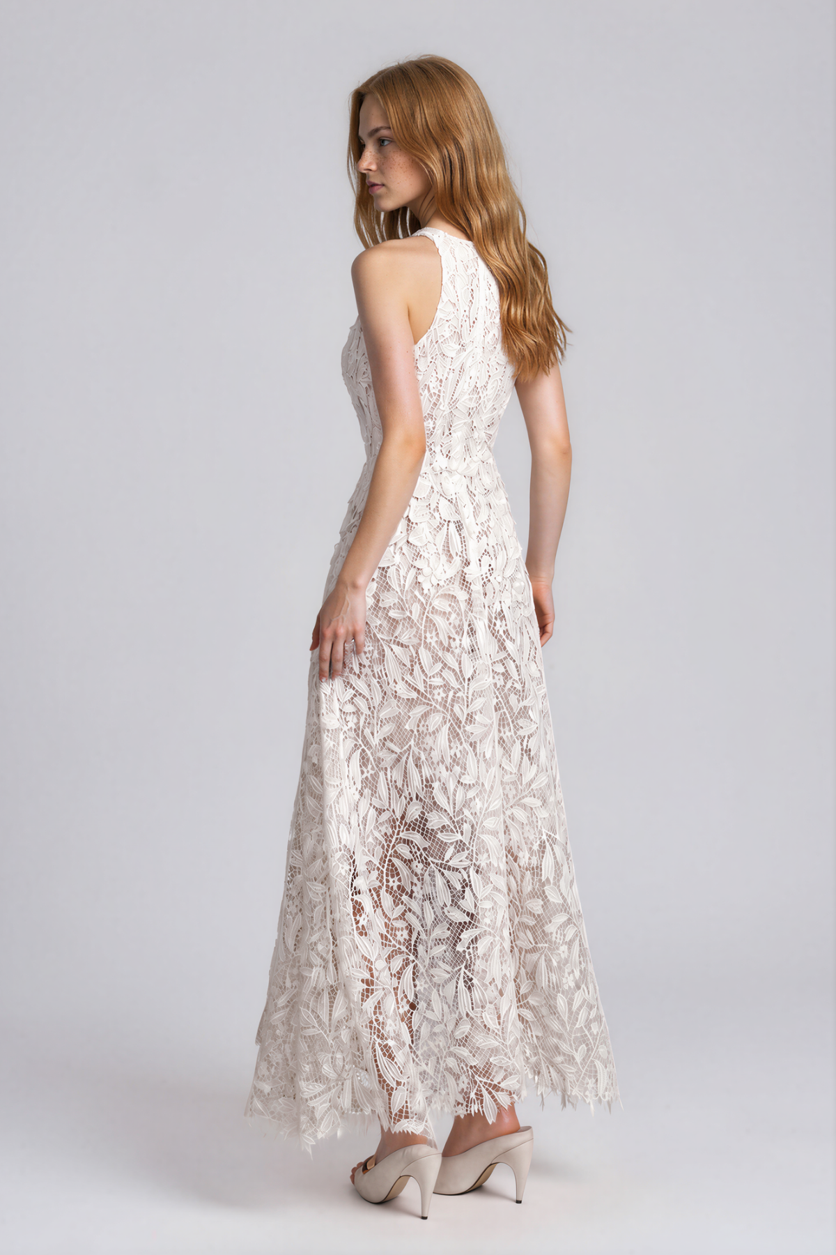 Naiara Sleeveless Embroidered Flower Maxi Dress
