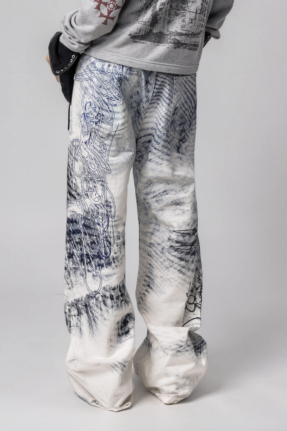 Nam Print Straight Jeans