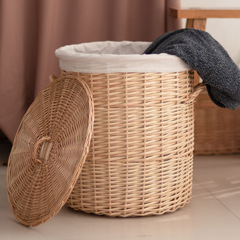 Hand-woven rattan clothes storage basket with lid for living room
