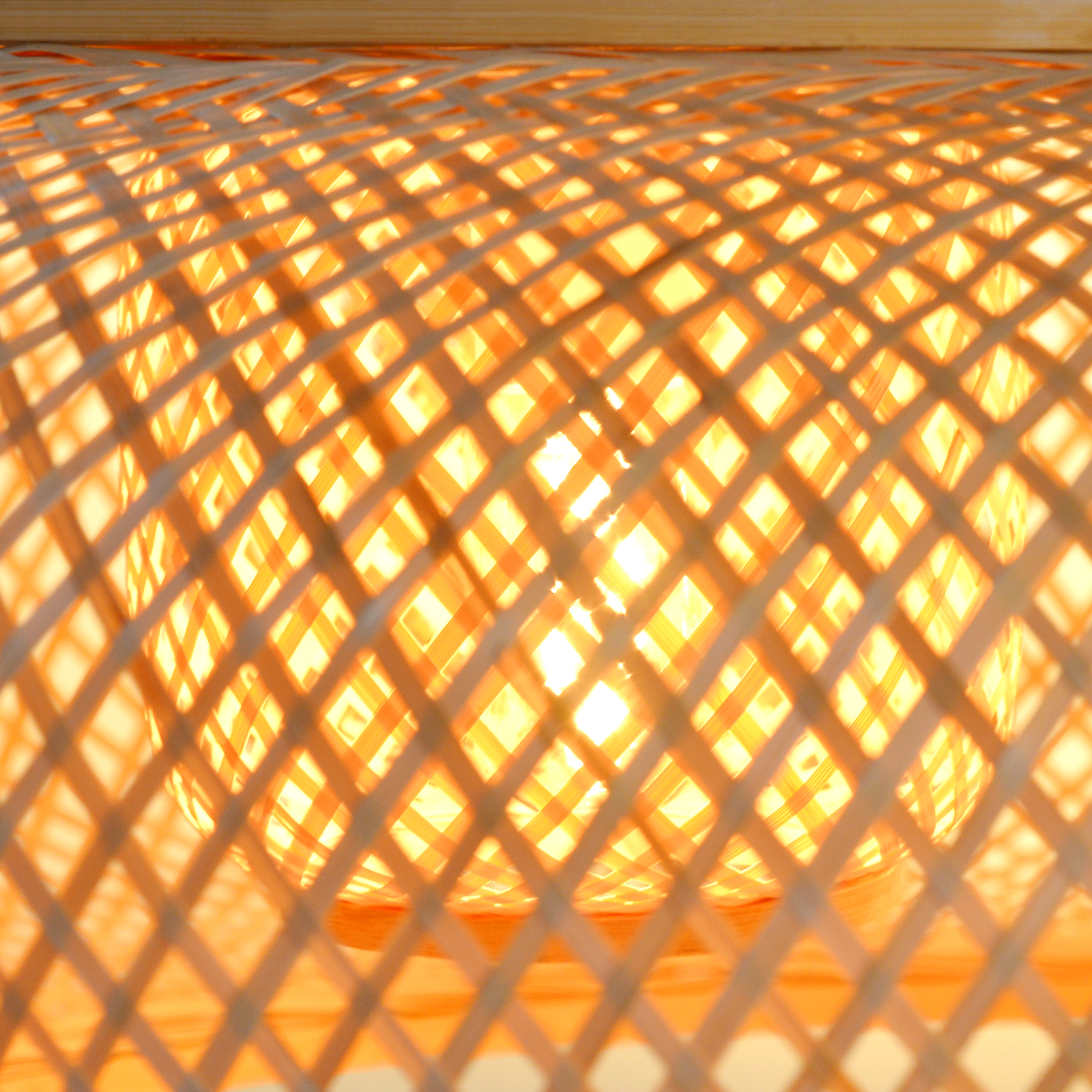 4-Bulb Woven Bamboo Pendant Lamp for Living Room