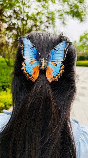 Non-transparent Colored Butterfly Claw