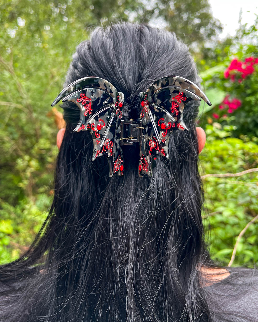 Night elf-style hair clip