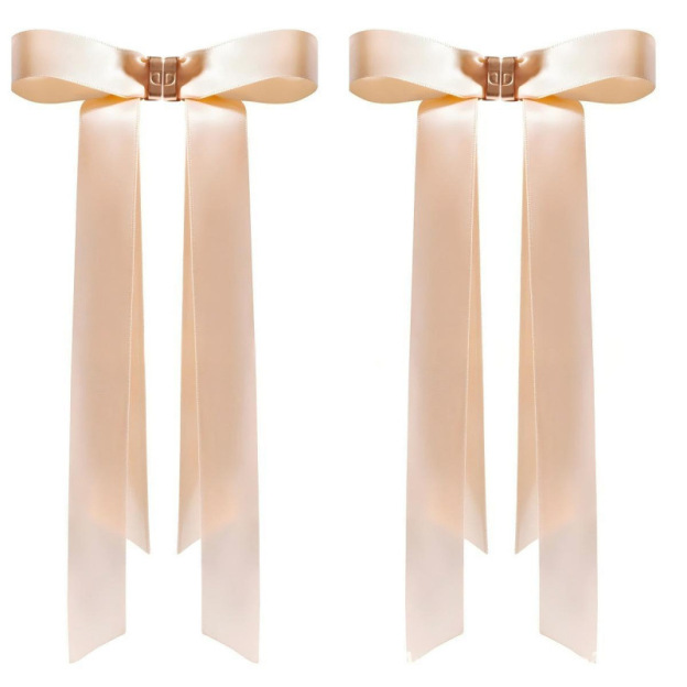 Bow-shaped magnetic hair clip