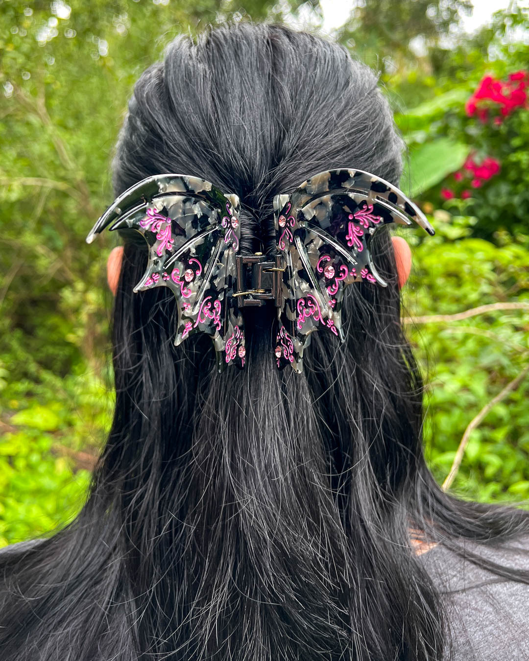 Night elf-style hair clip