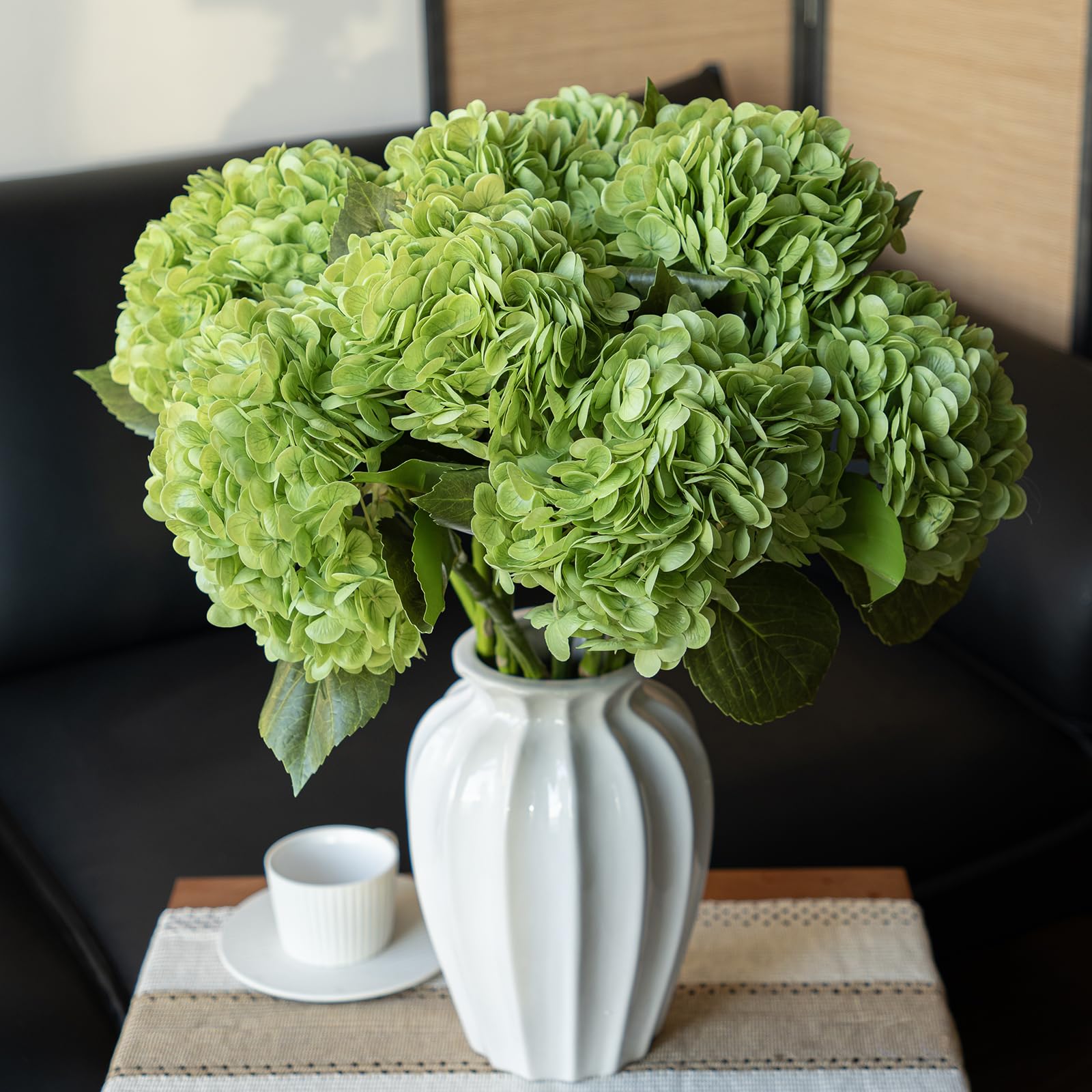 22 inch Lifelike Artificial Hydrangeas - UV resistant, Waterproof,Windproof