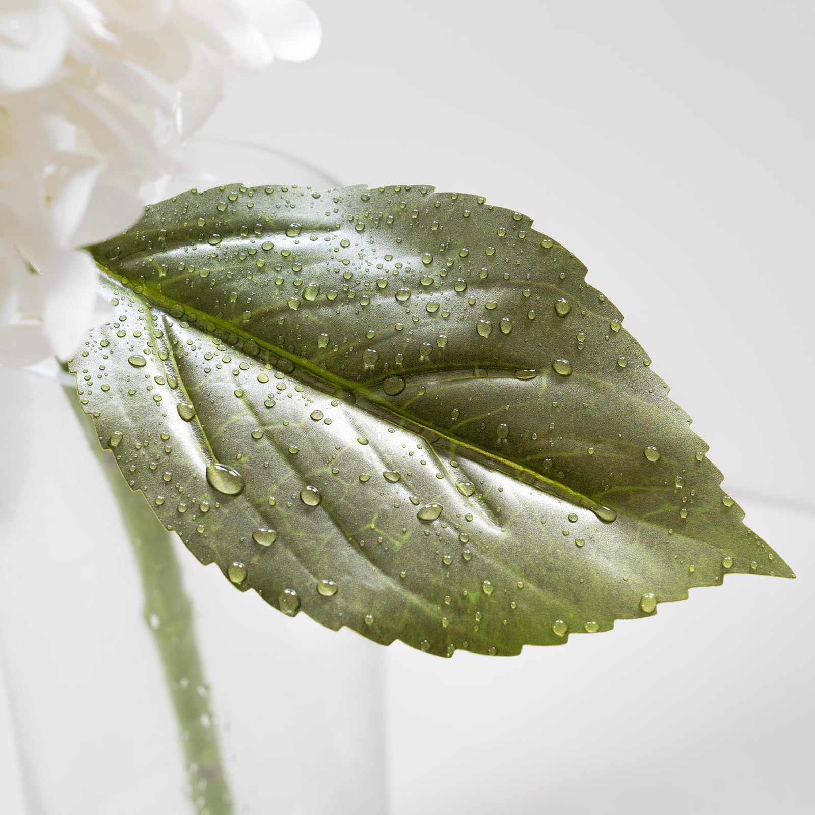 22 inch Lifelike Artificial Hydrangeas - UV resistant, Waterproof,Windproof