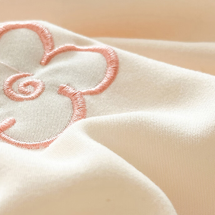 Bestickte Sommerdecke aus gewaschener Baumwolle