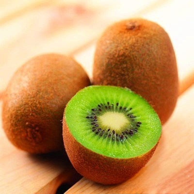 Neuseeländische Bio-Kiwi-Setzlinge – Winterhart & Ergiebig