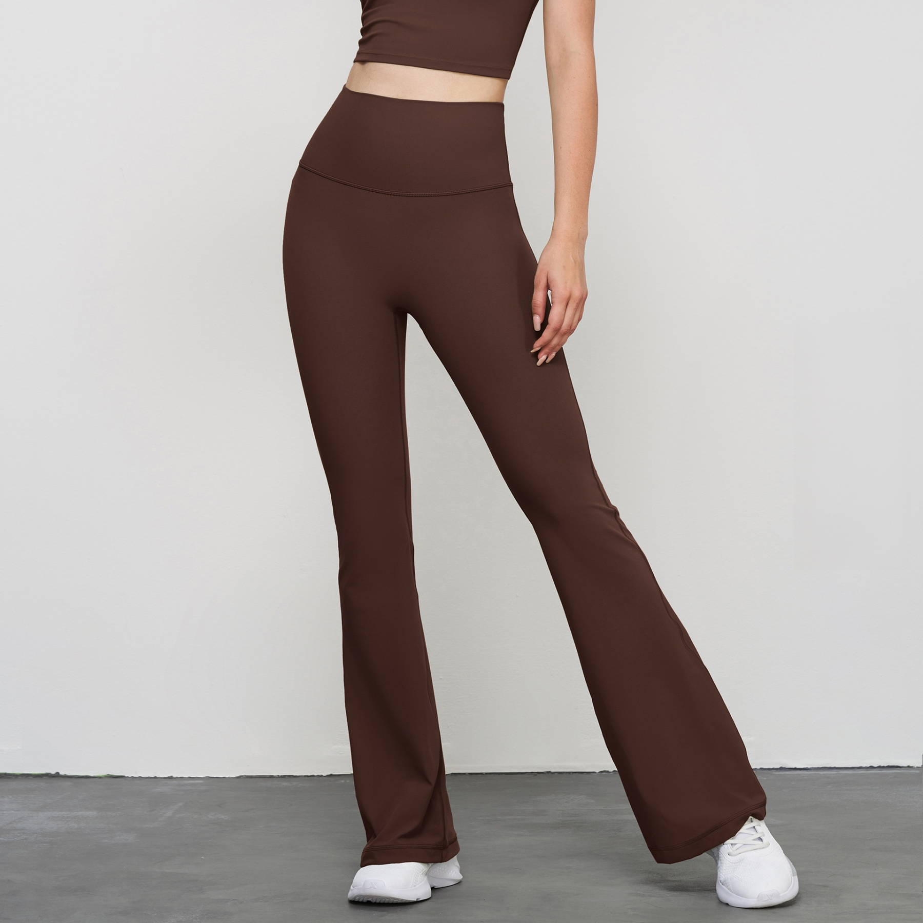 Look 10 lbs thinner! High-waist, butt-lifting, flare leggings. Get your perfect fit today. Stop buying uncomfortable leggings. Experience the "second-skin" glow. Limited sale now!