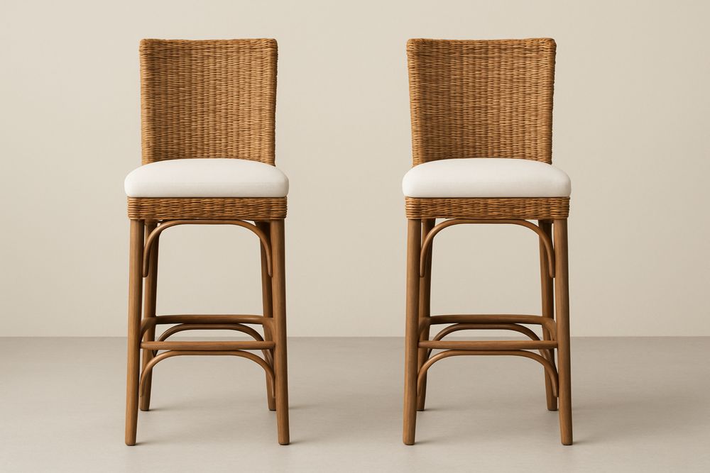 Rattan Barstol Sæt med Træramme og Hvidt Sæde-Decosuave