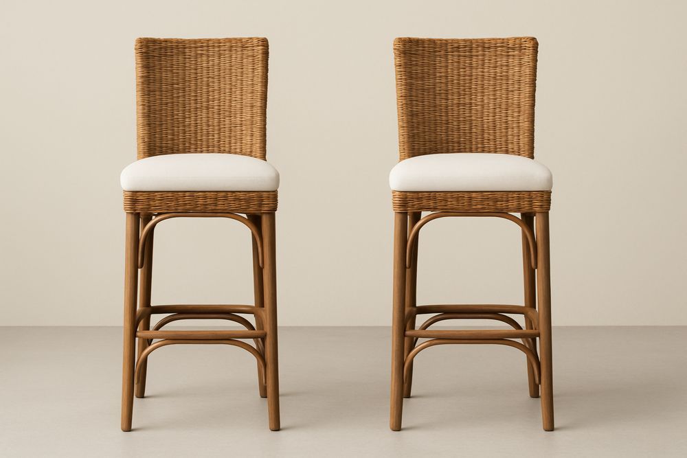 Rattan Barstol Sæt med Træramme og Hvidt Sæde-Decosuave