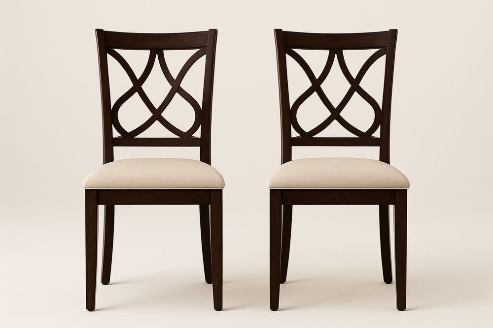 Sæt af 2 træstole med krydsryglæn og lyse sæder-Decosuave