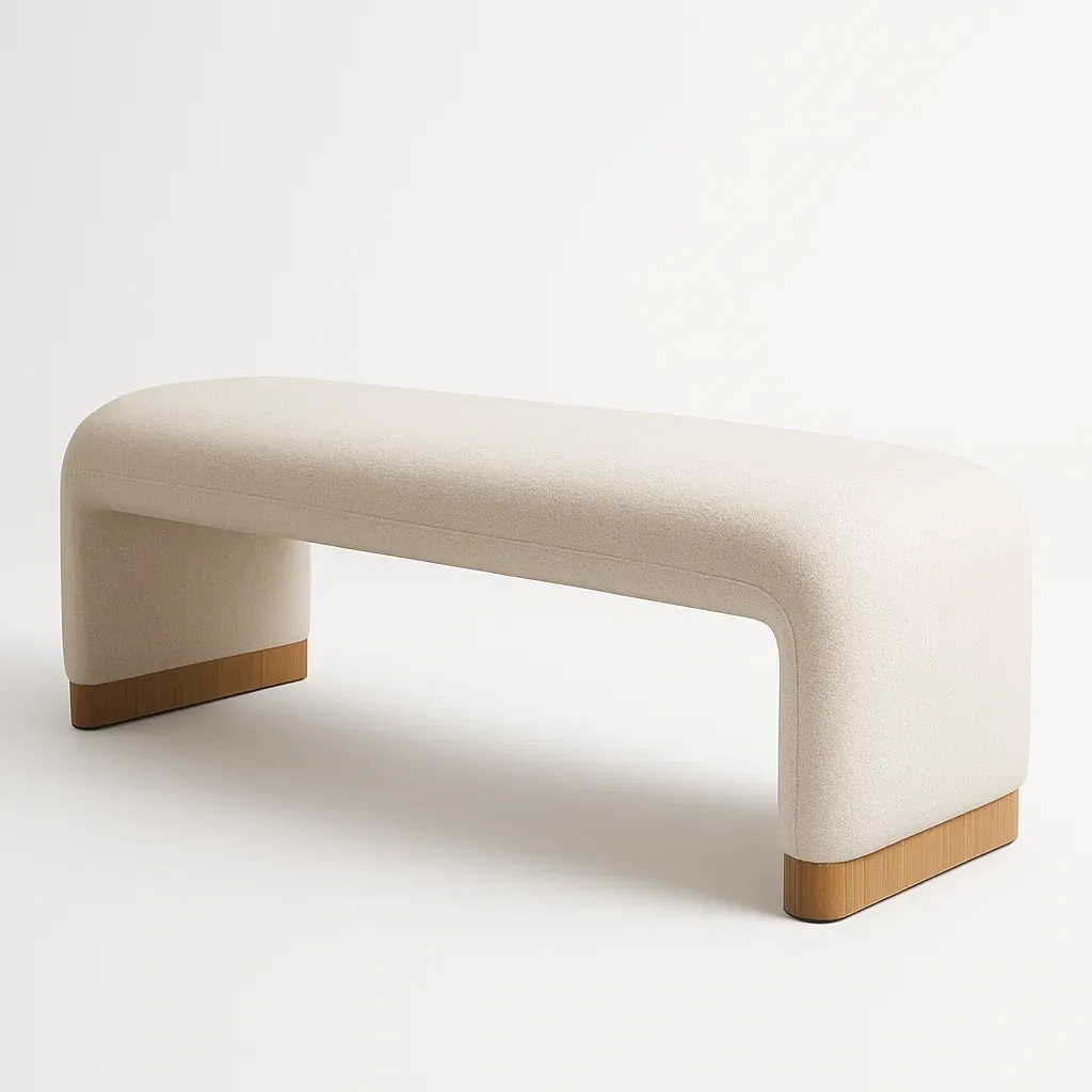 Sängbänk vit bänk med rundade kanter i tyg och trädetaljer