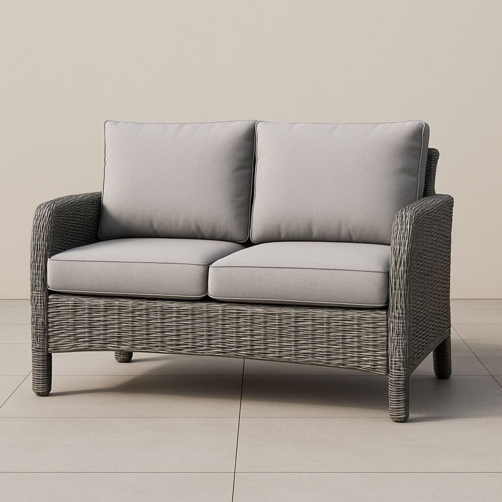 To-personers sofa i grå rattan med polyesterhynder-decovivapt