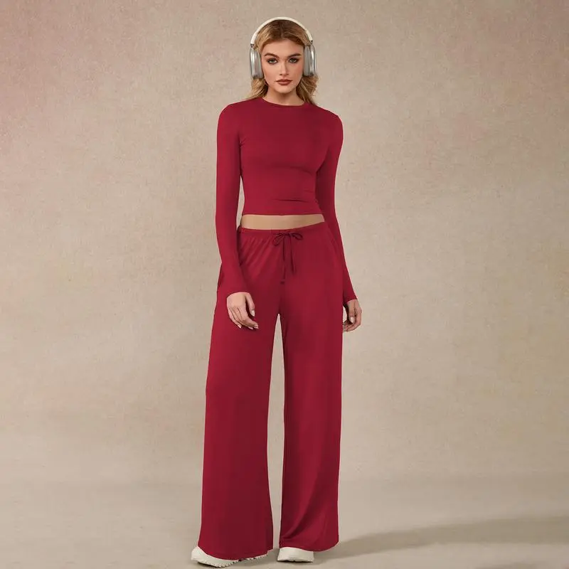 Women's long-sleeved top and wide-leg pants suit