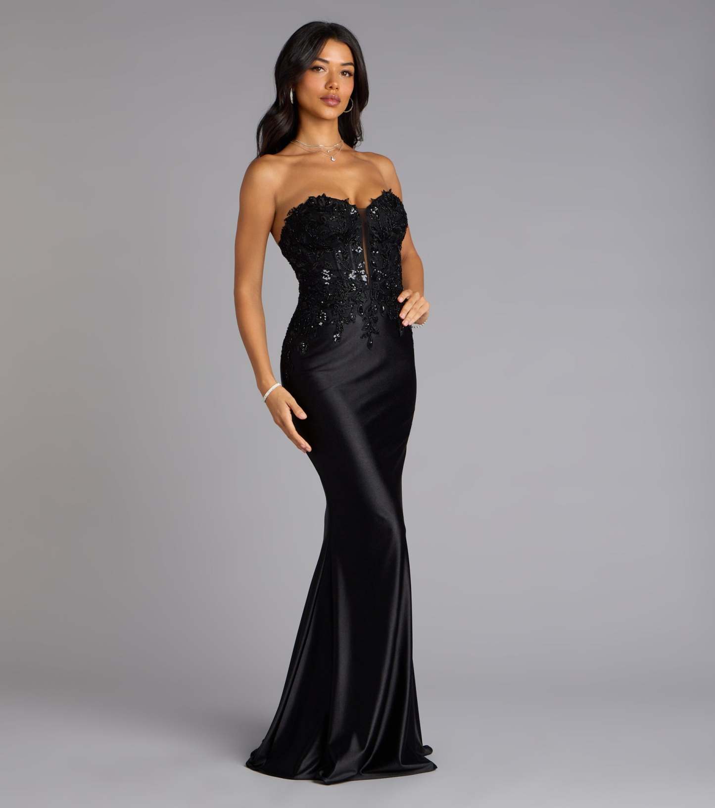 The Valeria Satin Lace Corset Mermaid Formal Dress is your new go-to Windsor dress—effortless, versatile, and made to create a formal look for Prom 2026, weddings, or college formals in seconds.